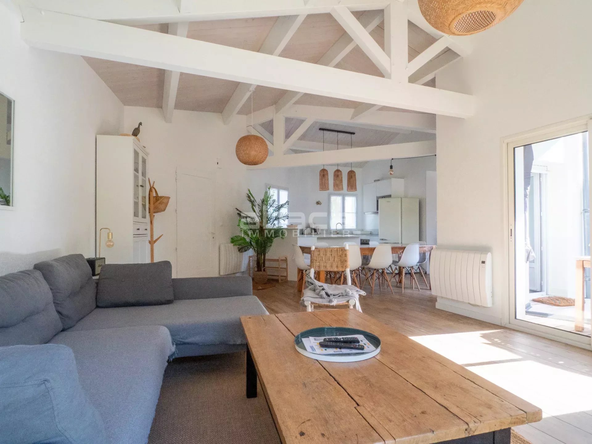 Agence immobilière de 