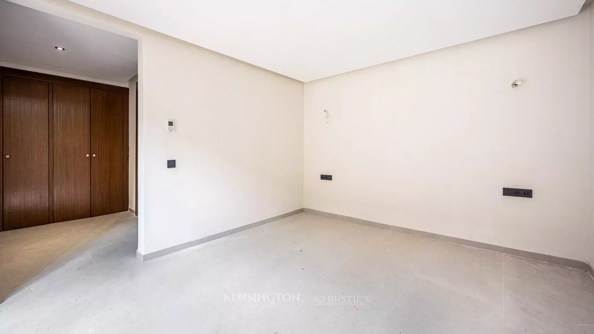 5 Bedroom Villa/Townhouse's Image 28