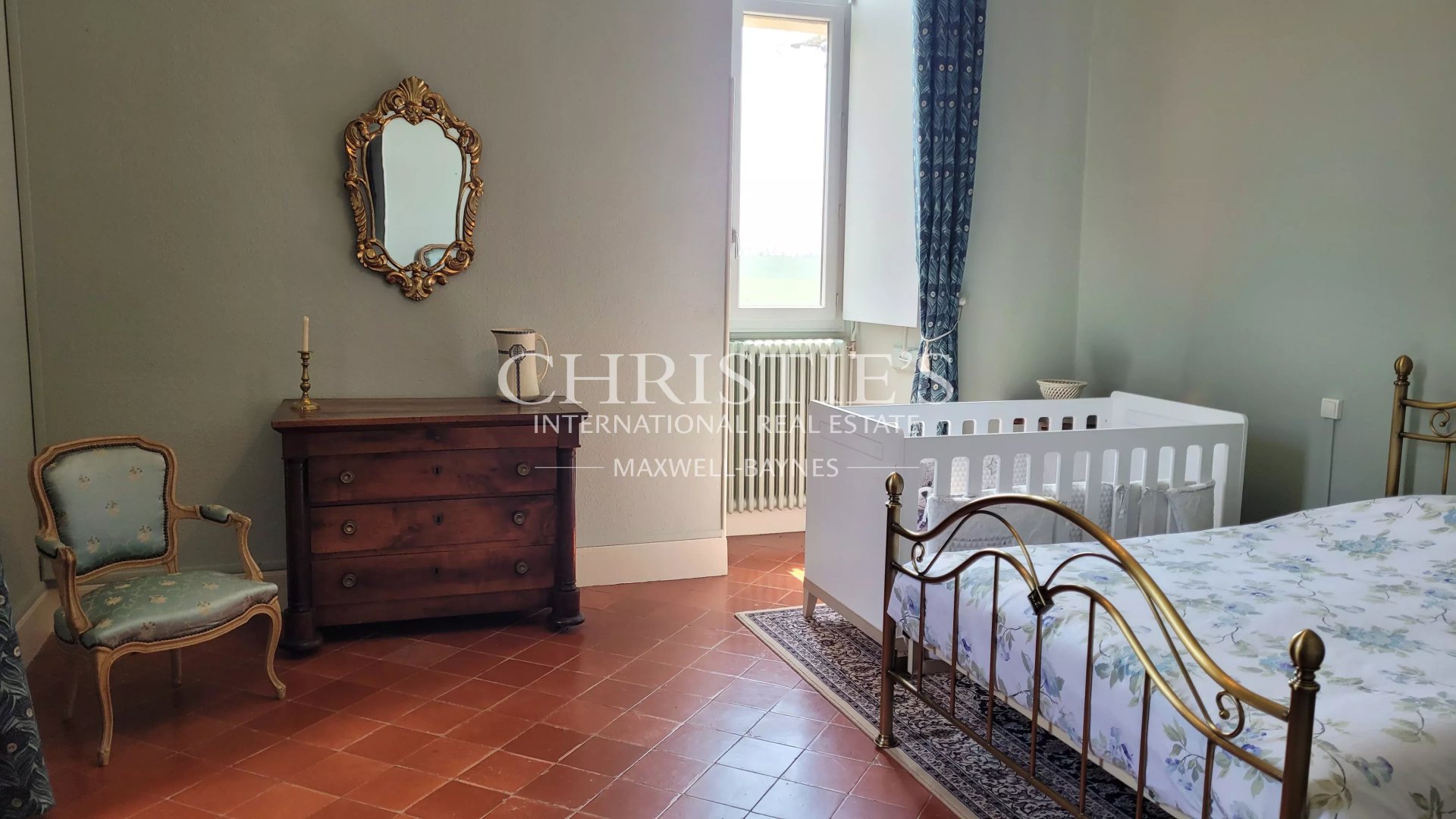 3 Bedroom Chateau's Image 11