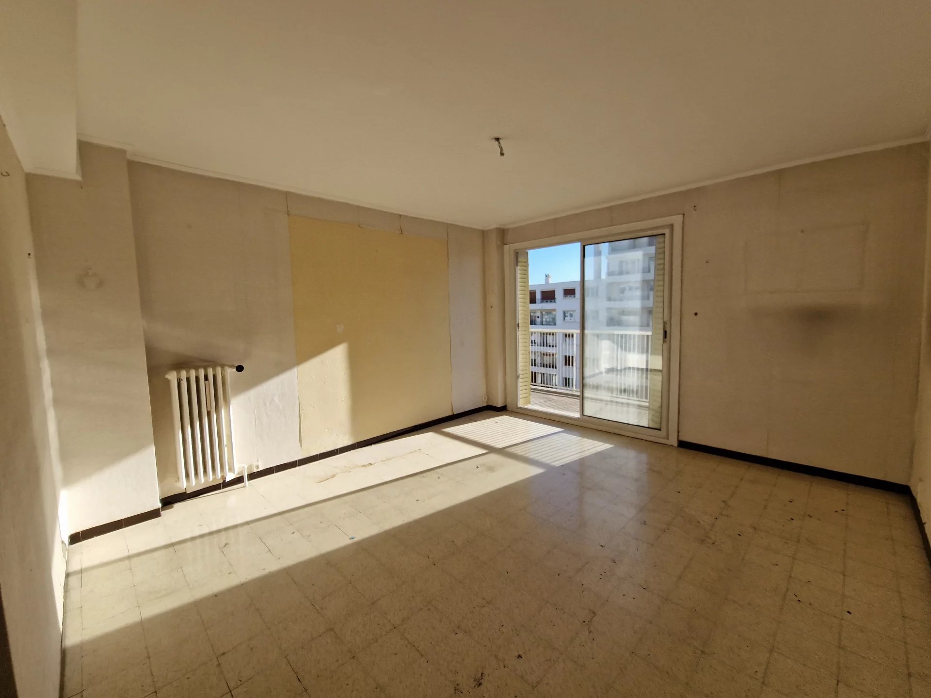 Sale Apartment Marseille 4ème