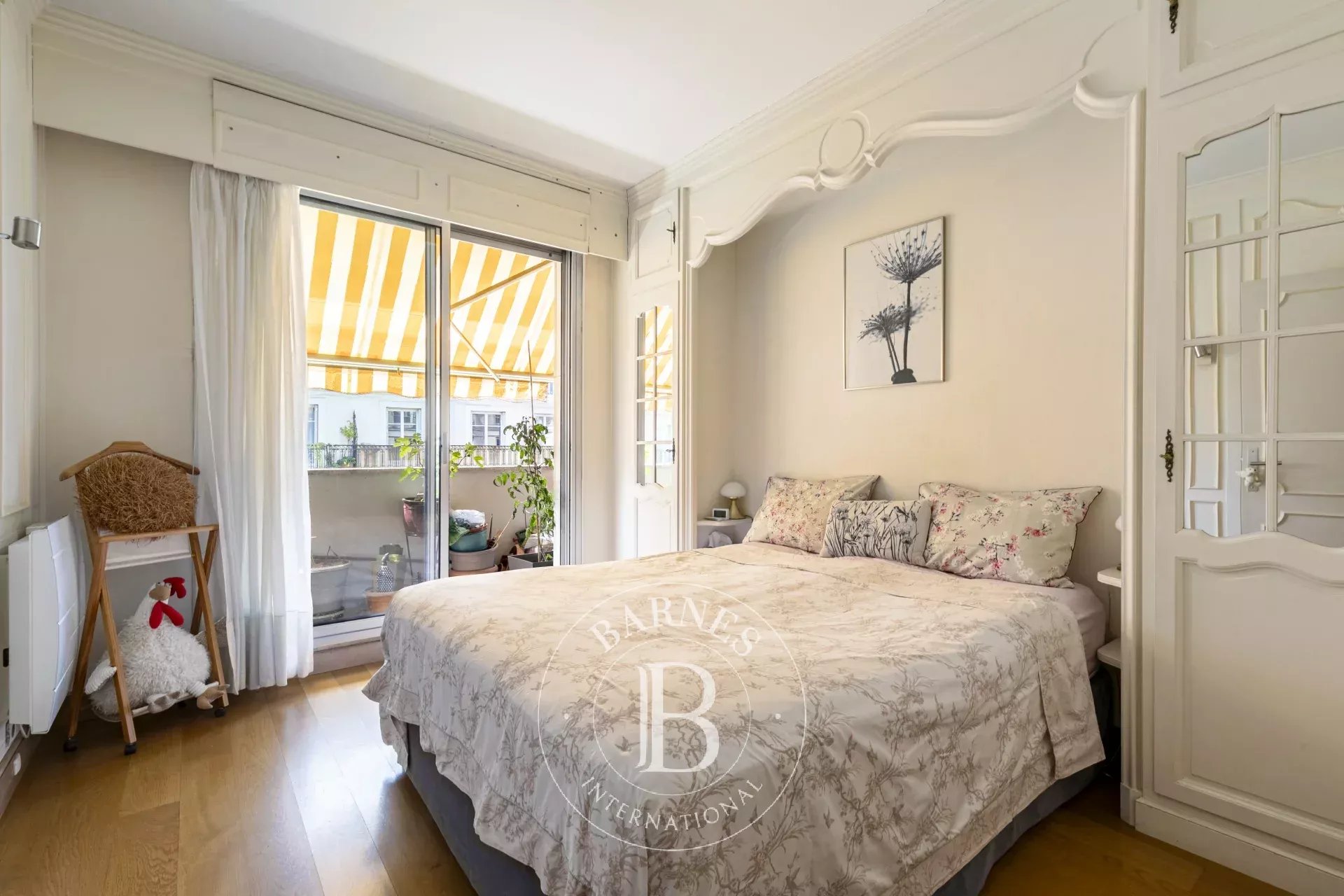 Paris  - Apartment 2 Bedrooms - picture 10