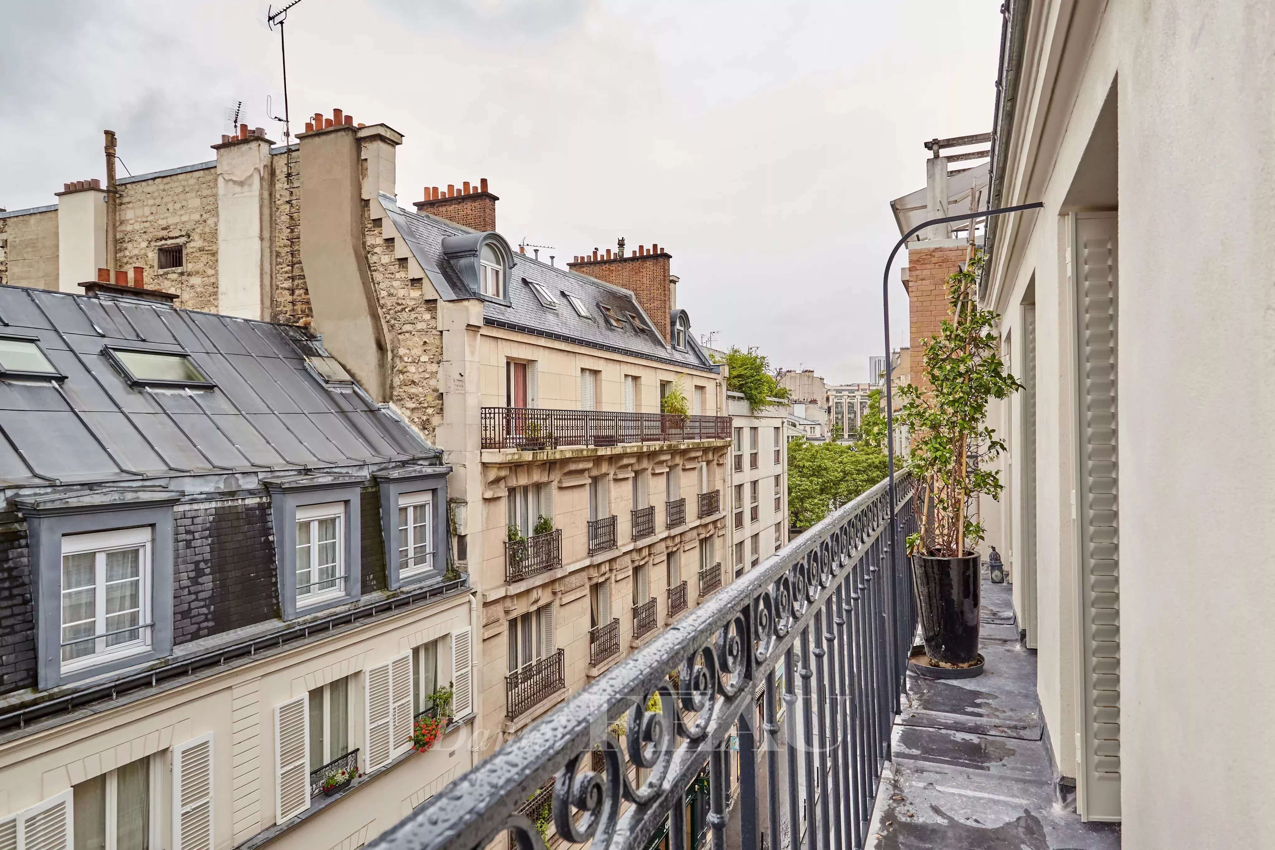 Sale Apartment Paris 6th