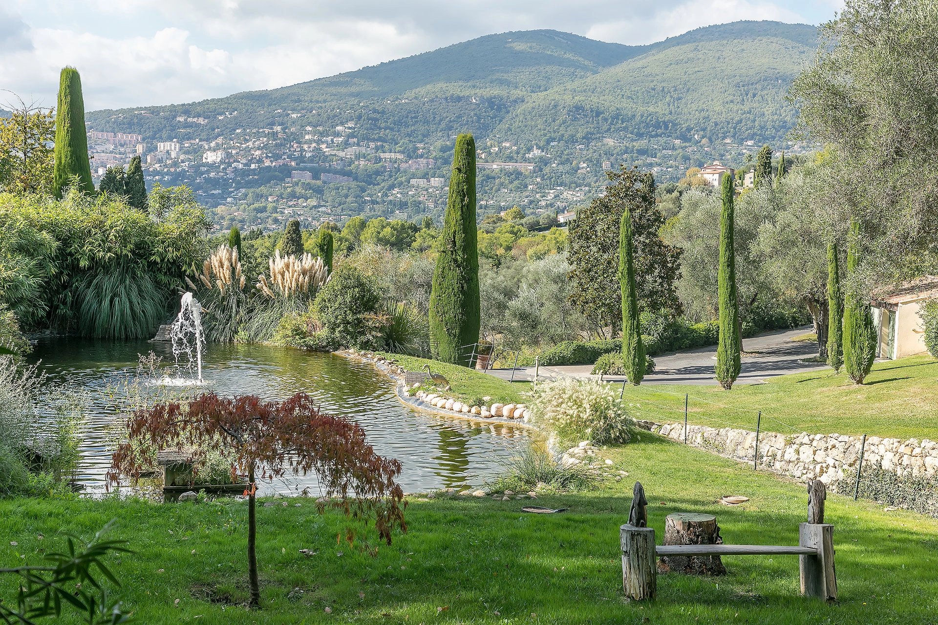 Authentic provençal property