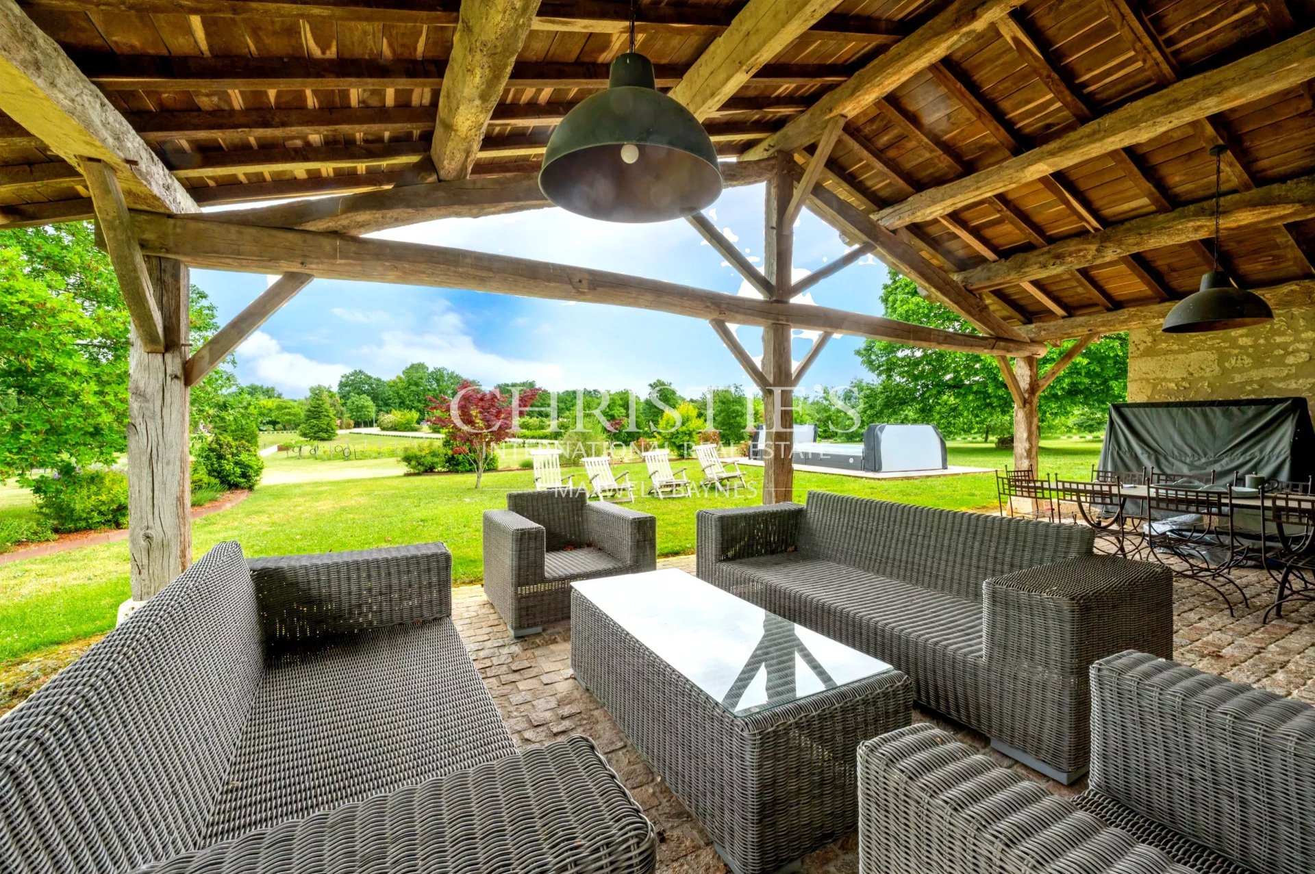 11 Bedroom Villa/Townhouse's Image 36
