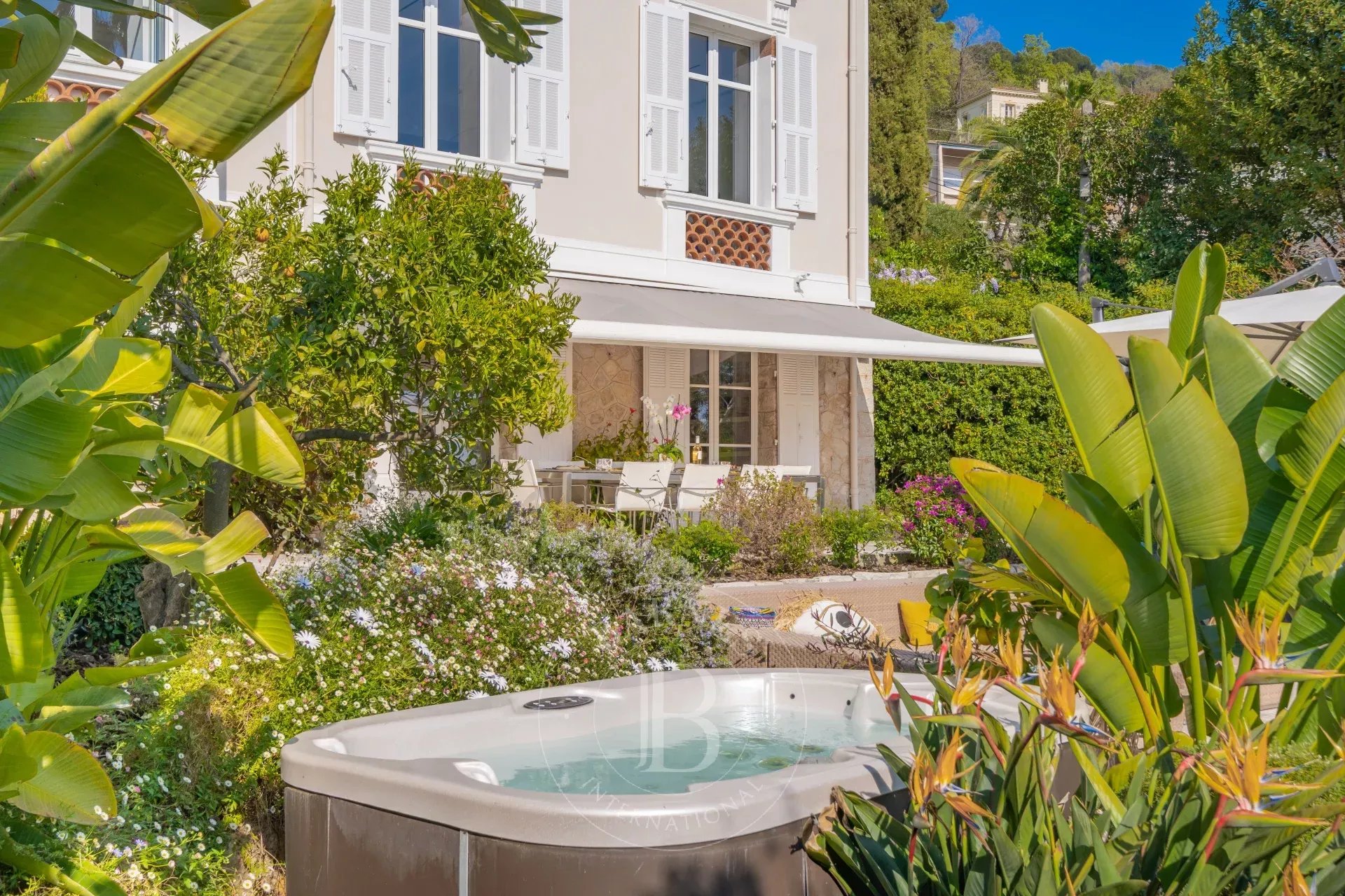 LE CANNET - ART DECO VILLA - PANORAMIC SEA VIEW - picture 31