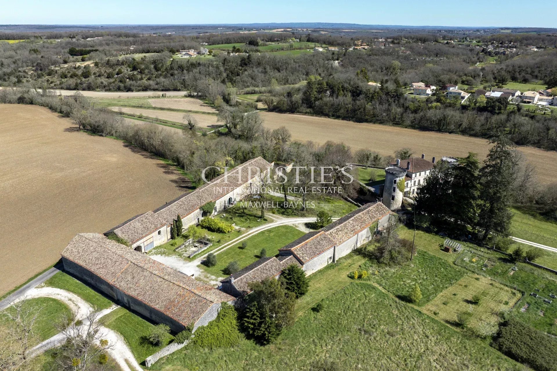 8 Bedroom Chateau's Image 4