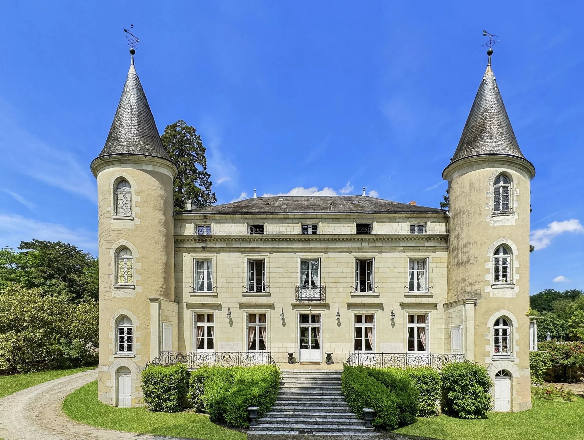 Agence immobilière de 