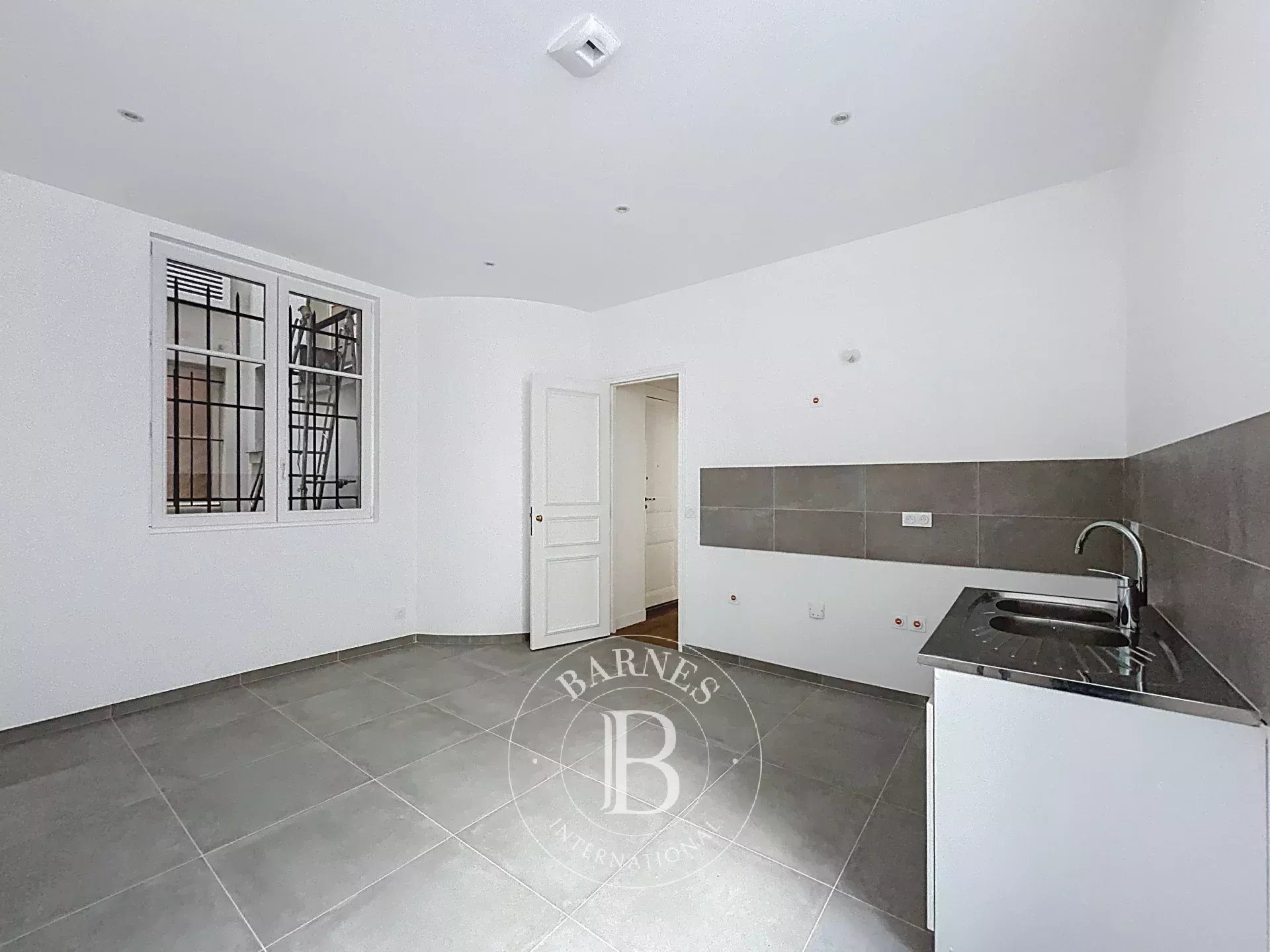 Daire Paris 17ème - picture 8