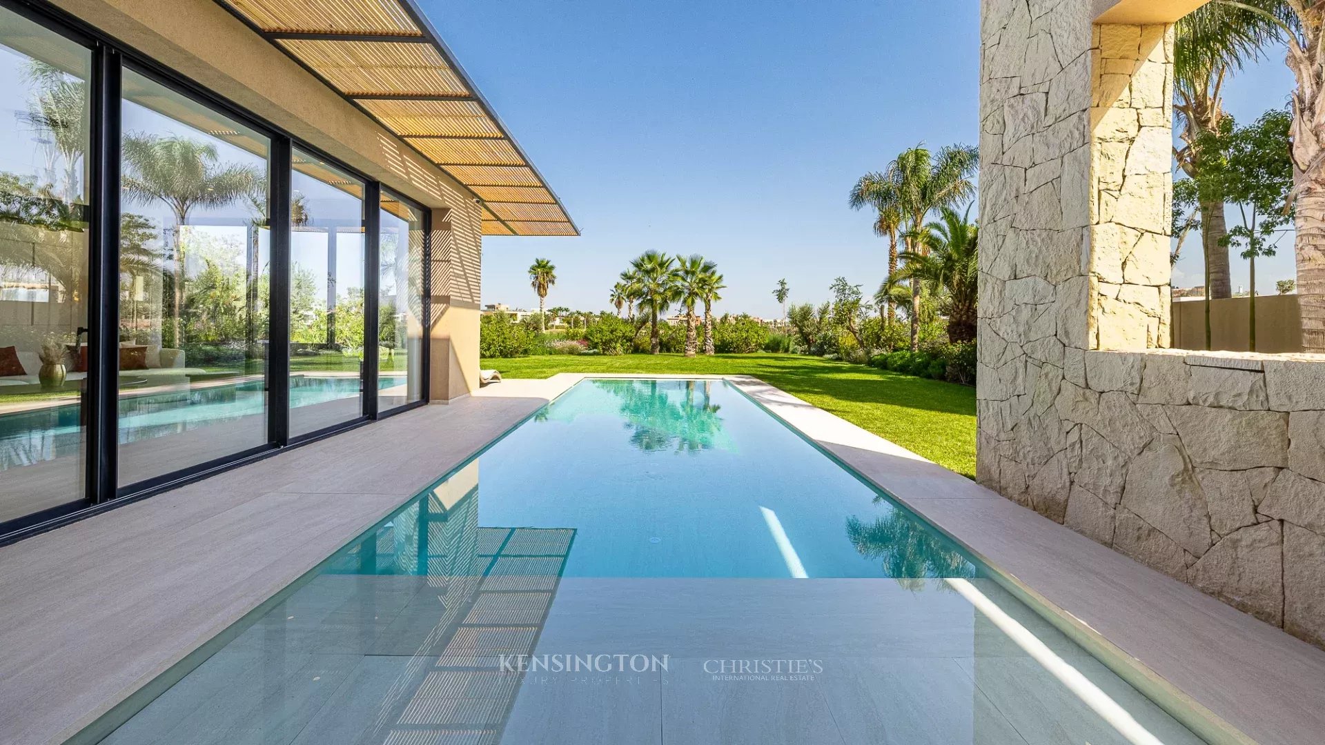 4 Bedroom Villa/Townhouse's Image 39