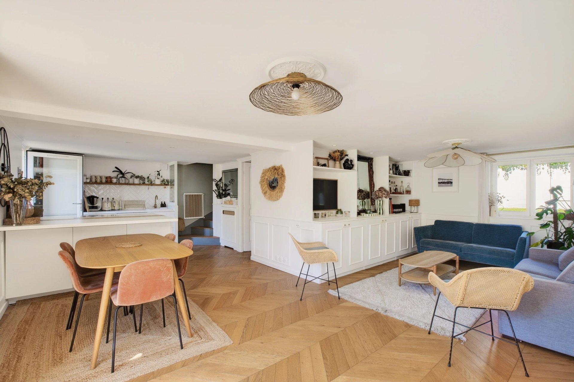 5 Bedroom Villa/Townhouse's Image 3