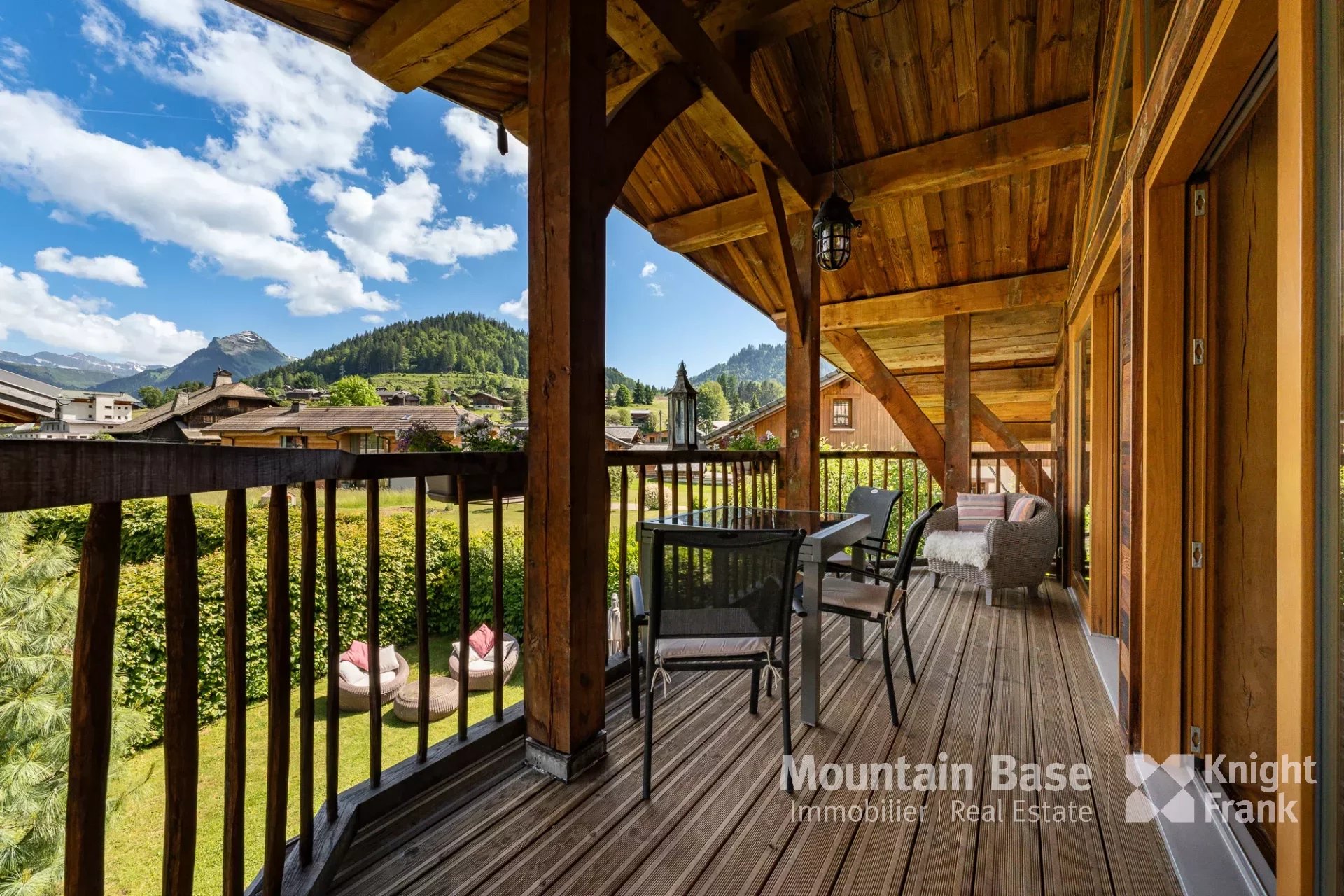 Photo of 6 bedroom chalet Morzine