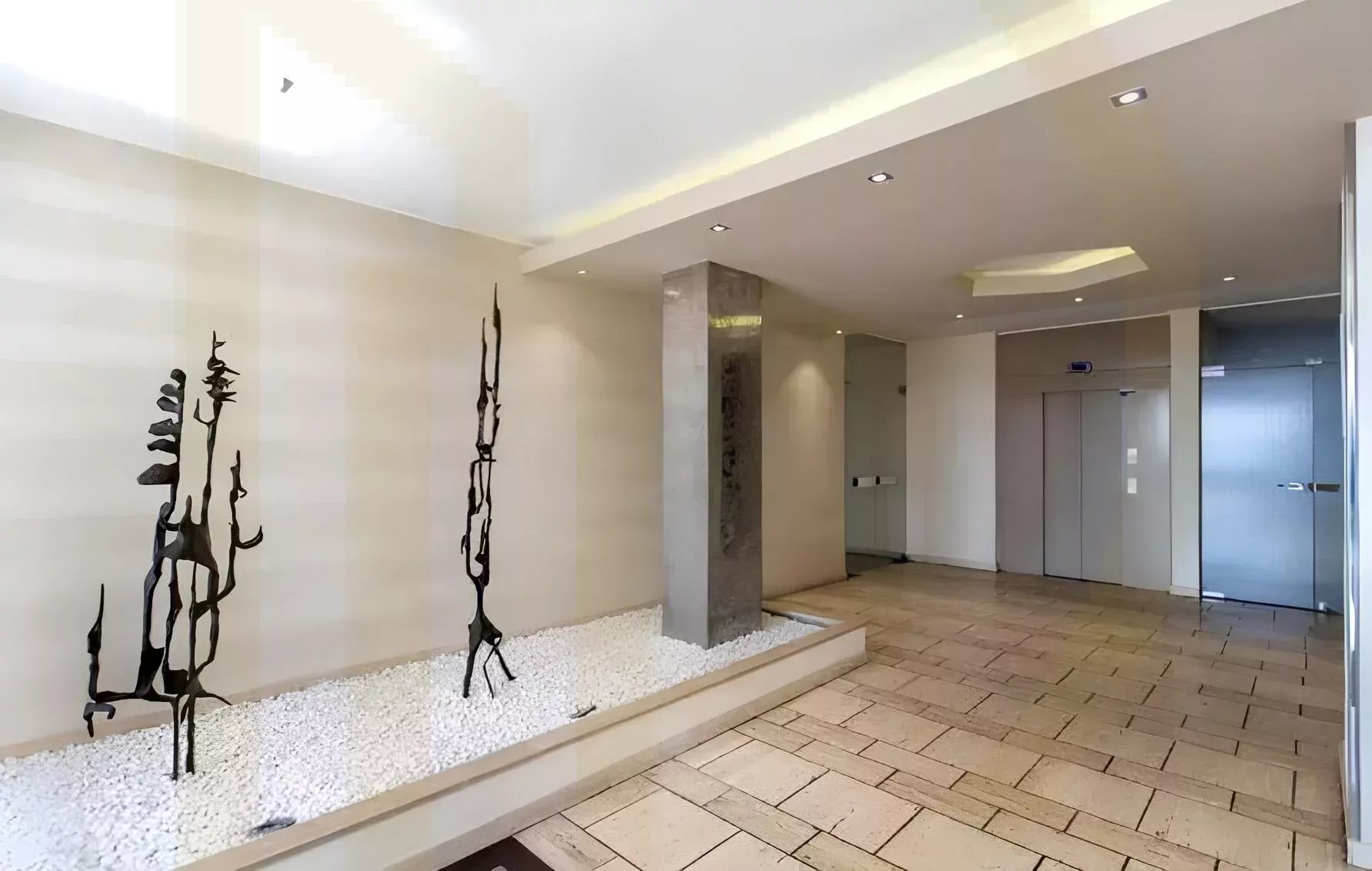 Villefranche-sur-Mer - Superb top floor 4-room apartment with terrace, solarium and panoramic sea view