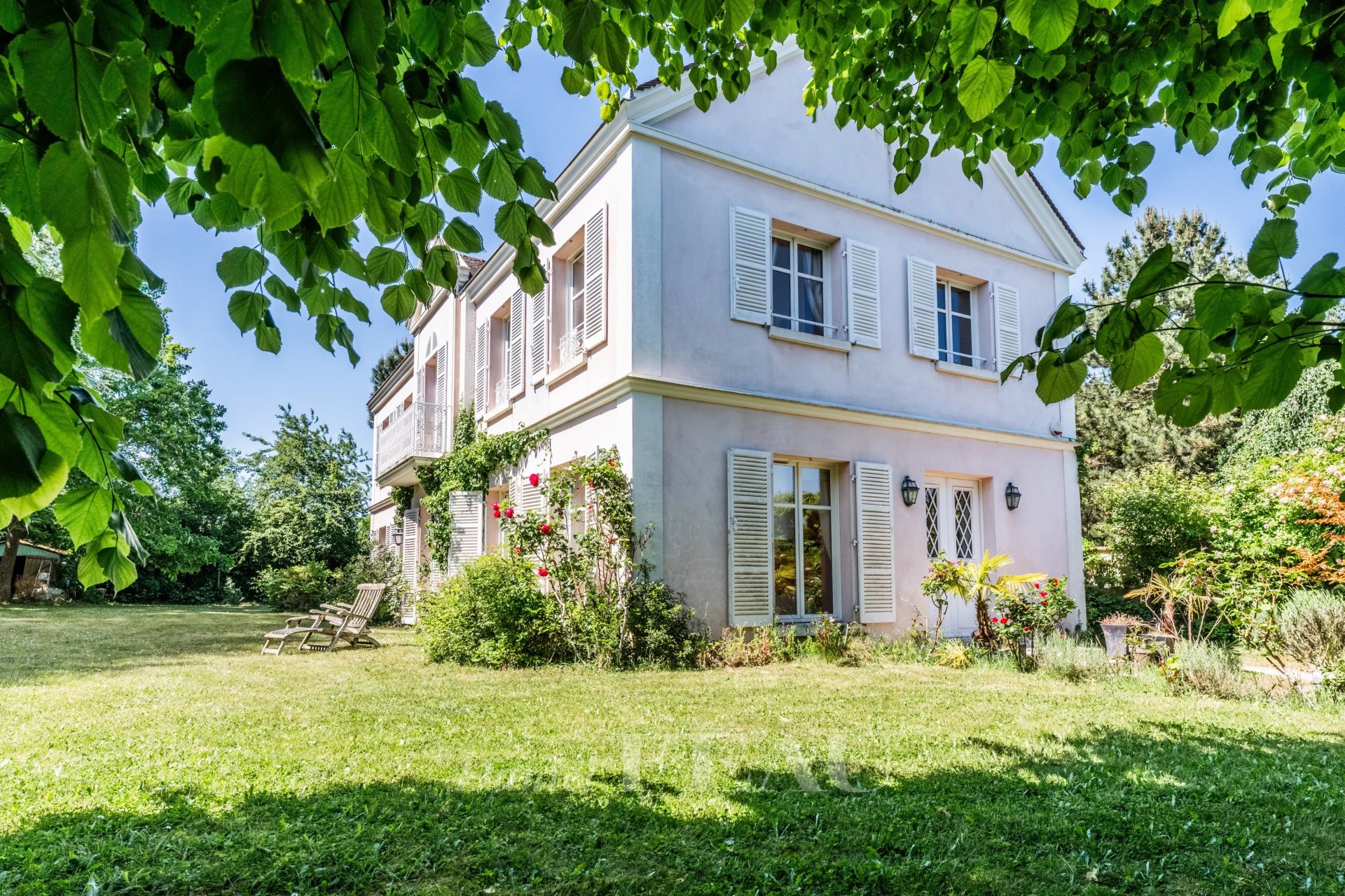 4 Bedroom Villa/Townhouse's Image 10