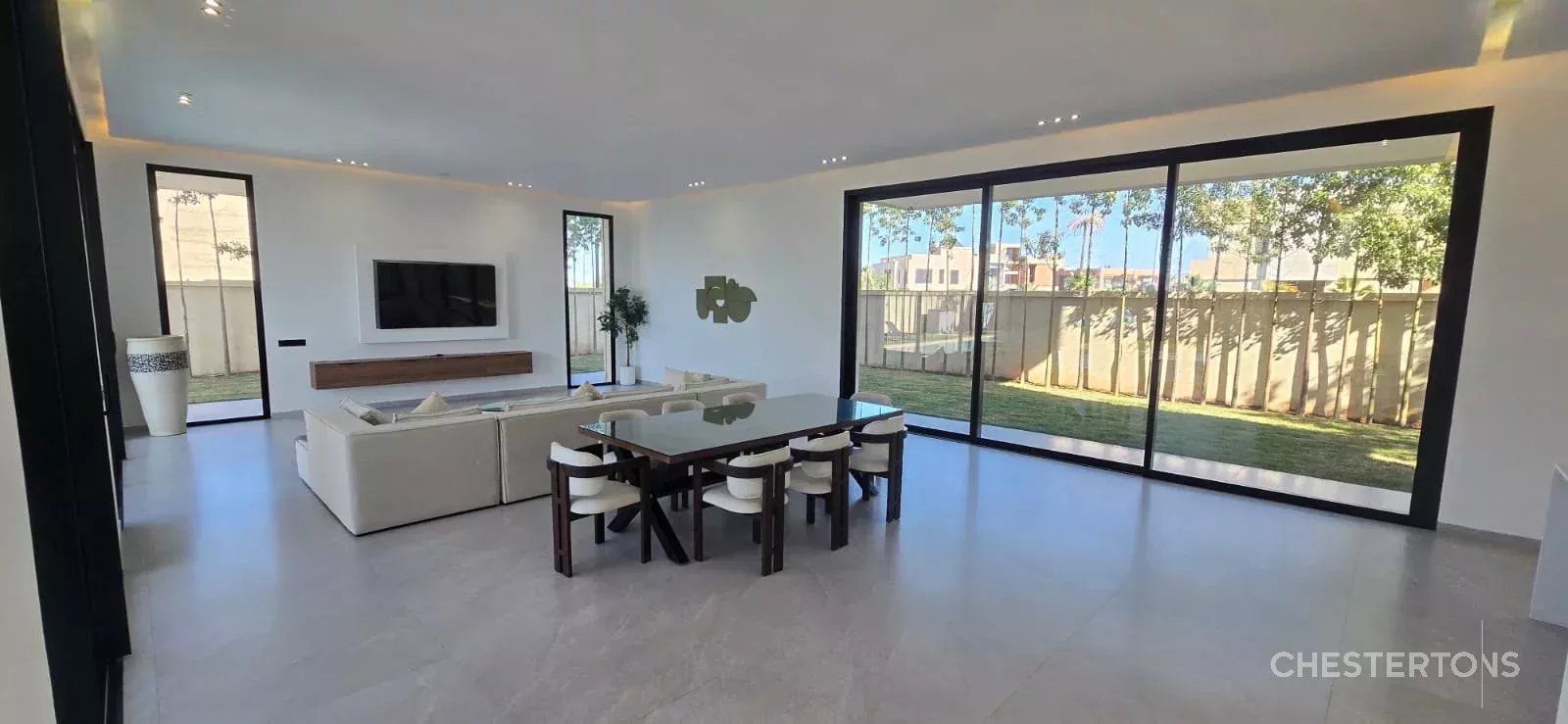 Image of Villa - 5 Bedrooms for Sale in Marrakech-Ménara-Marrakech-Morocco, Image 4