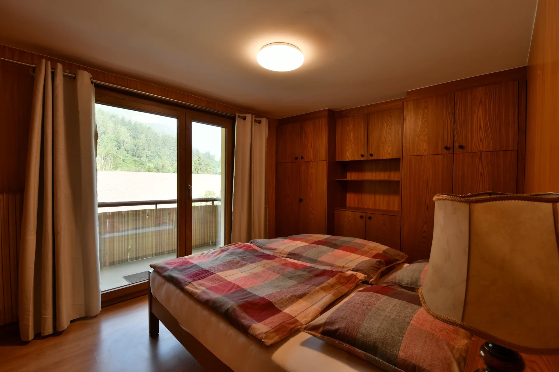 Propriété scindée en deux appartements