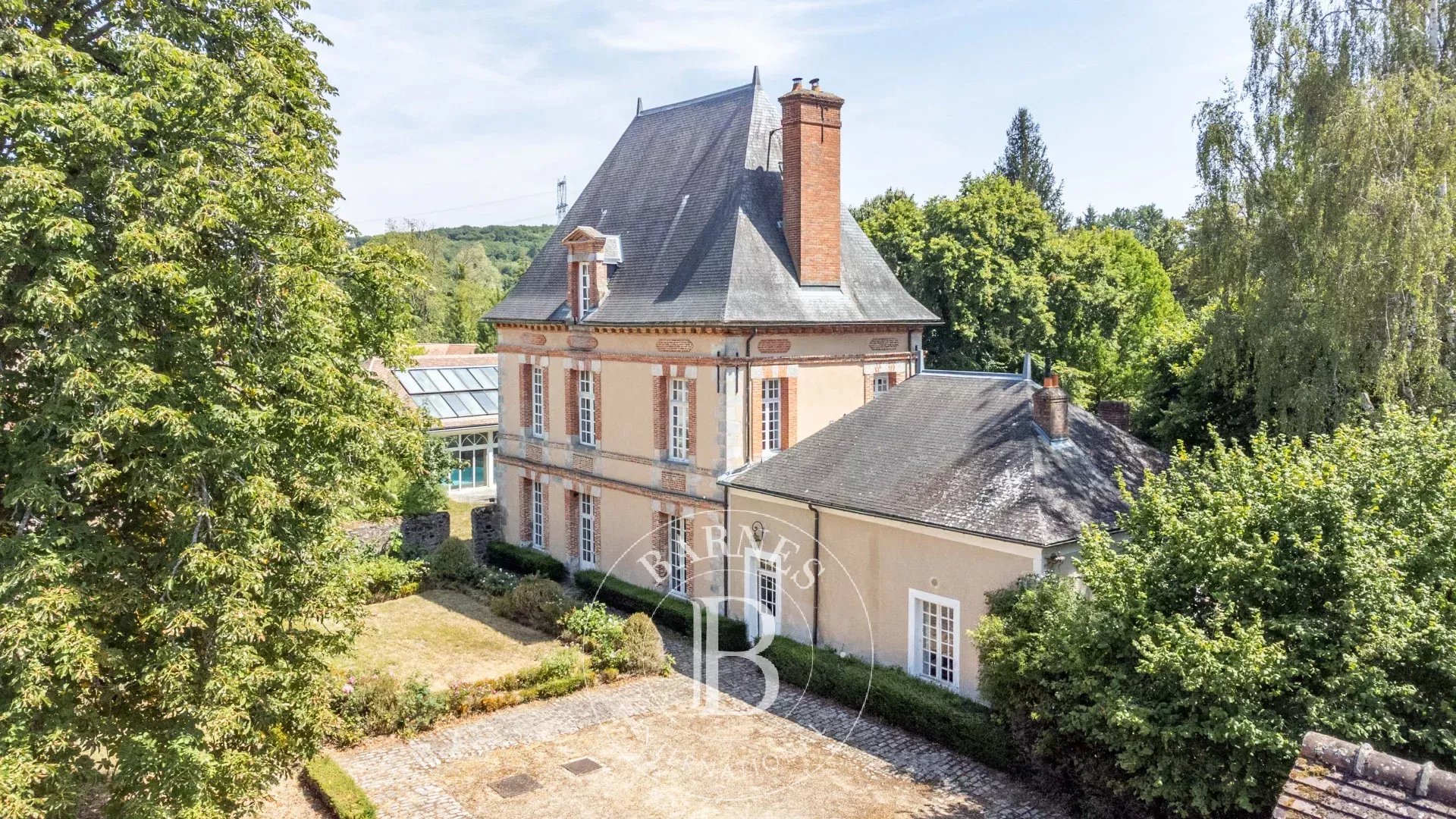 Château Roinville  -  ref 86709003 (picture 1)