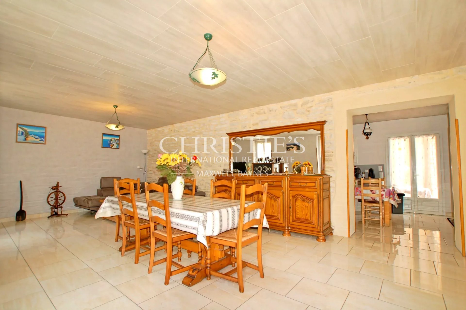 13 Bedroom Villa/Townhouse's Image 5