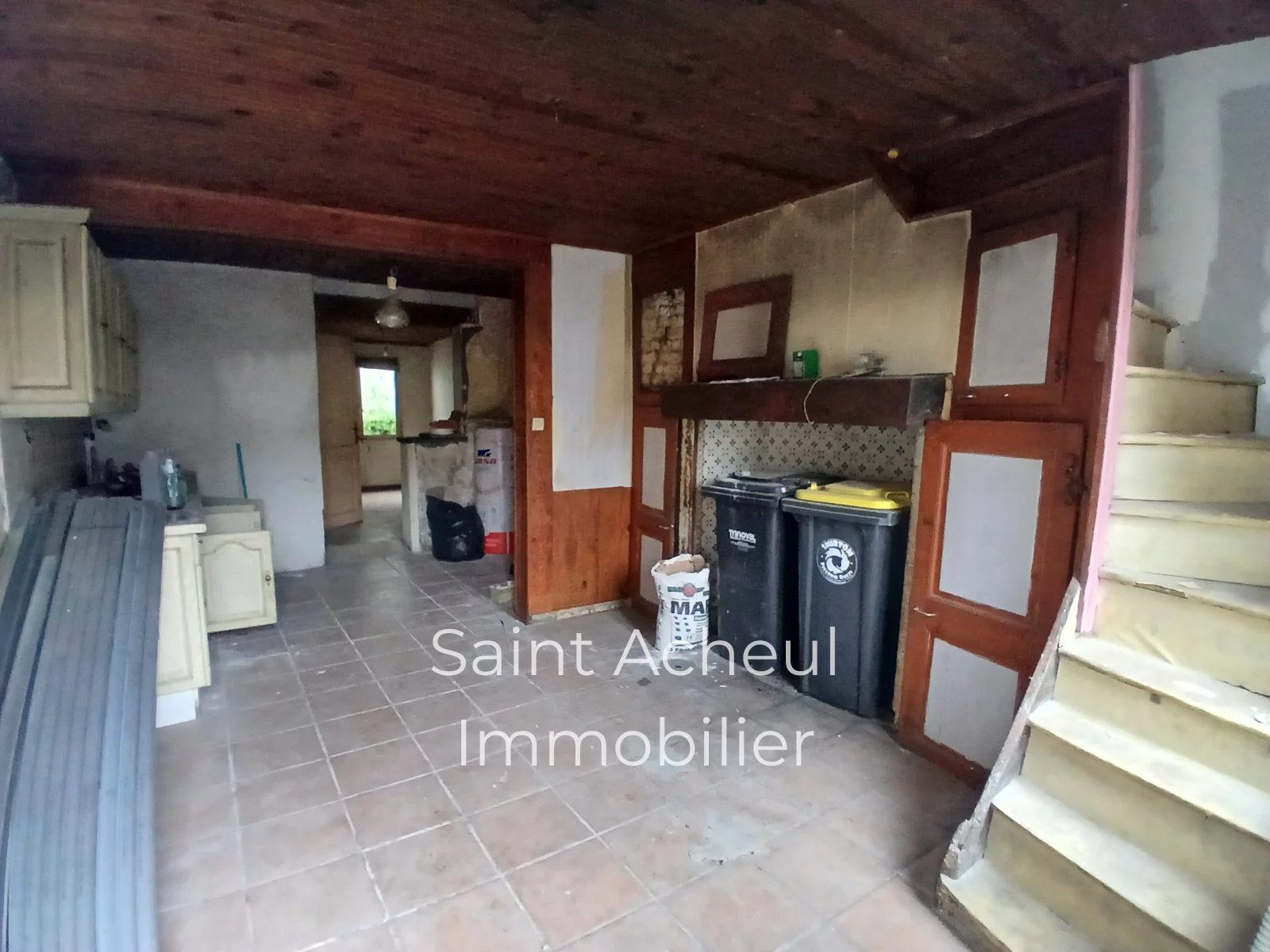 Flixecourt / Maison à rénover avec Cour