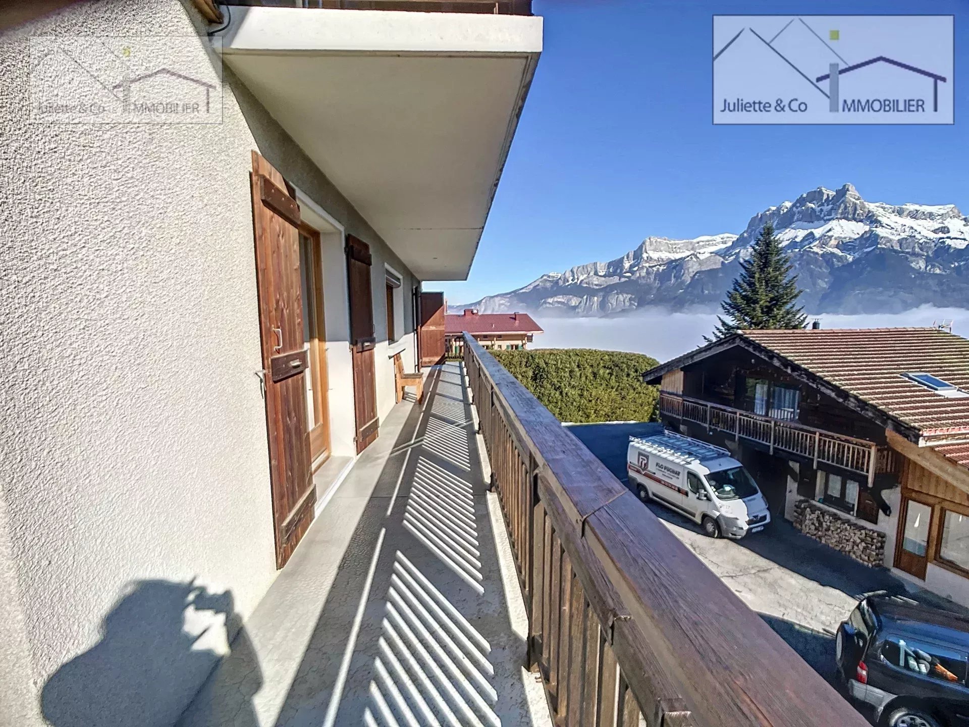 Photo of Three-bedroom apartment in Cordon