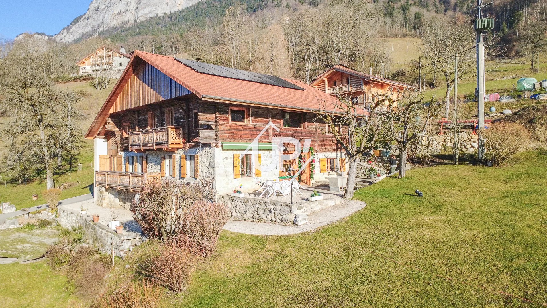 Agence immobilière de UP AND CO