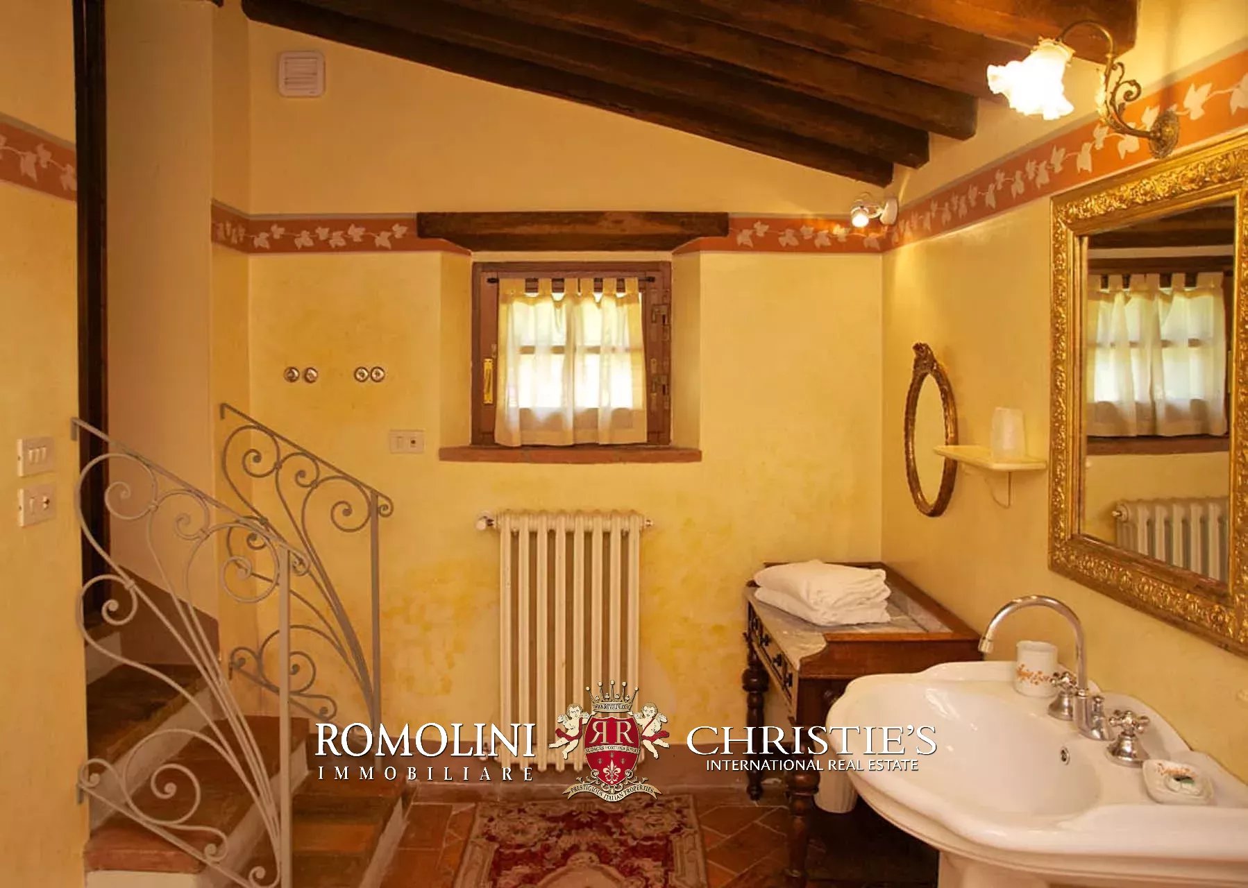15 Bedroom Villa/Townhouse's Image 42