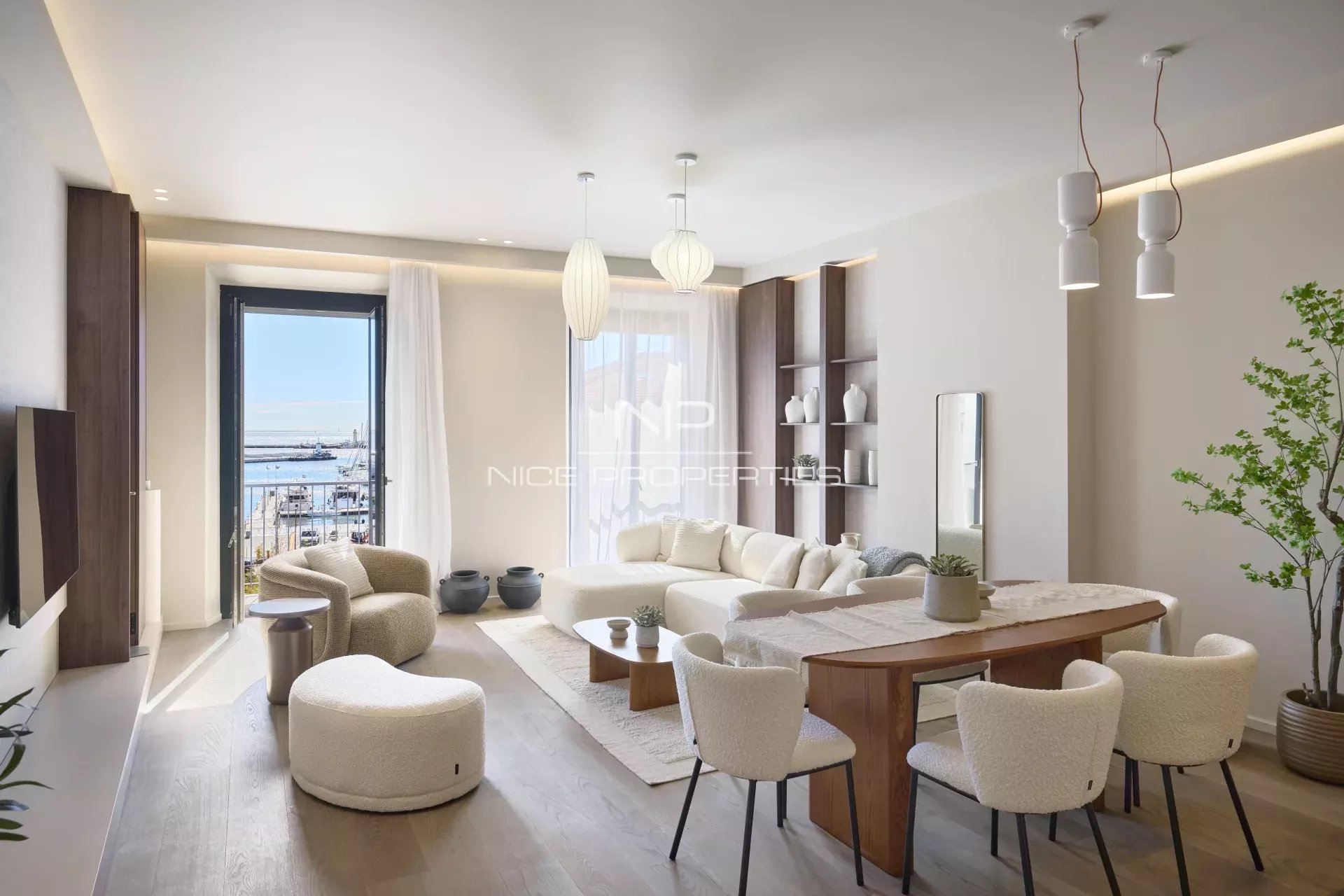 Cannes, 4 pièces rénové avec balcon et vue mer, avant dernier étage