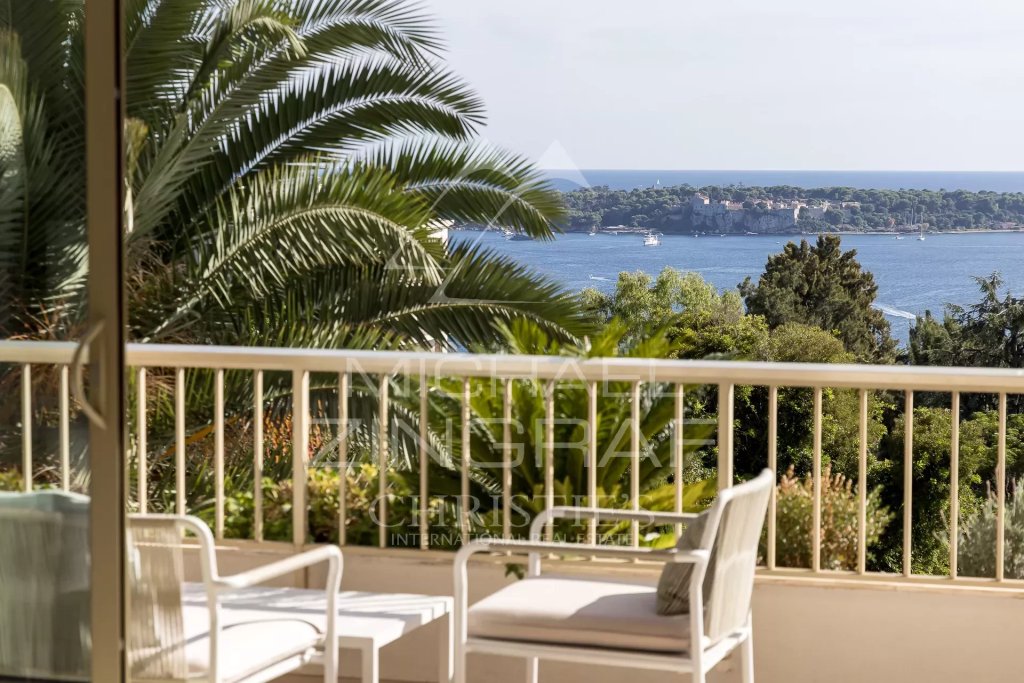 Apartment for sale in Cannes — Superb 4-room apartment in excellent condition in a prestigious residence