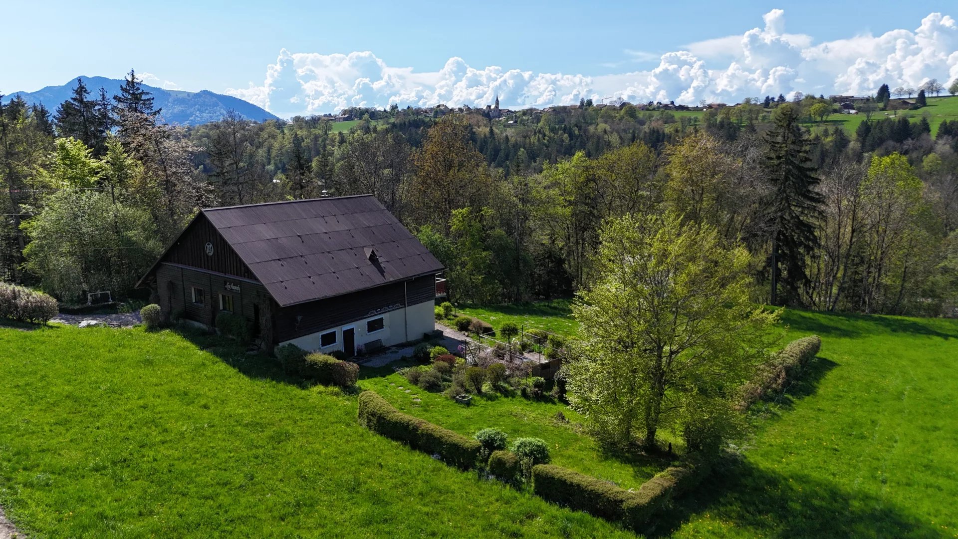 Maison de caractère à fort potentiel