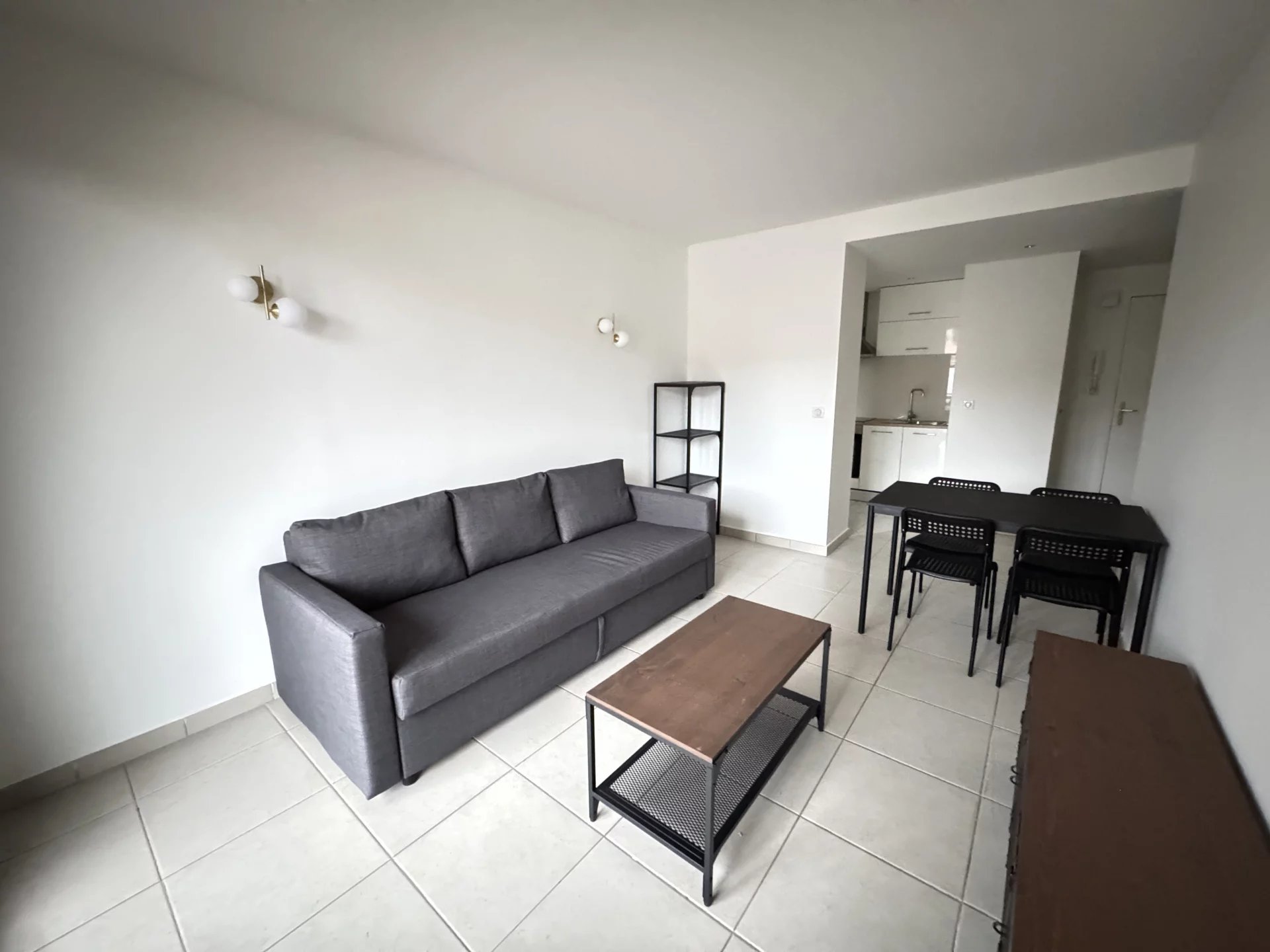 VALLAURIS 2P refait à neuf | Parking | Cave