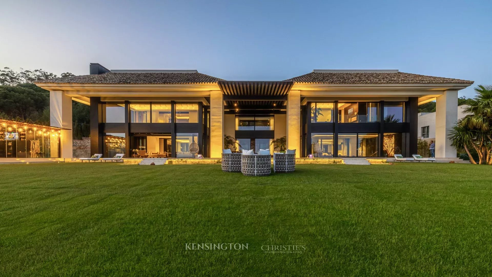 4 Bedroom Villa/Townhouse's Image 79