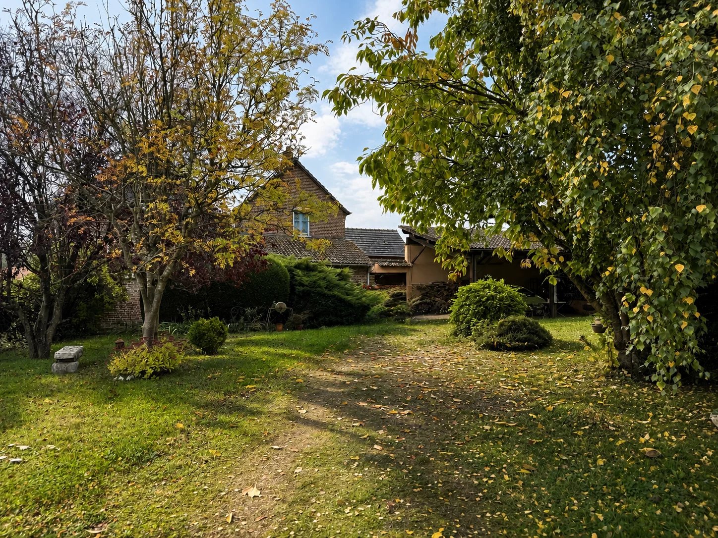 EXCLUSIVITÉ – MAISON DE PAYS SUR MAGNIFIQUE JARDIN DE 1 600 M² – 3 CHAMBRES — photo 6