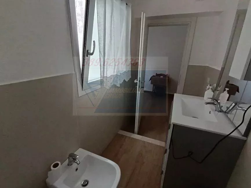 BIVANI  CON TERRAZZO  - RISTRUTTURATO E ARREDATO IN VENDITA  -  BORGATA