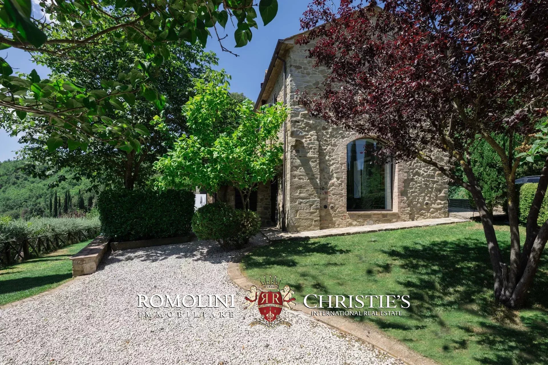 6 Bedroom Villa/Townhouse's Image 30