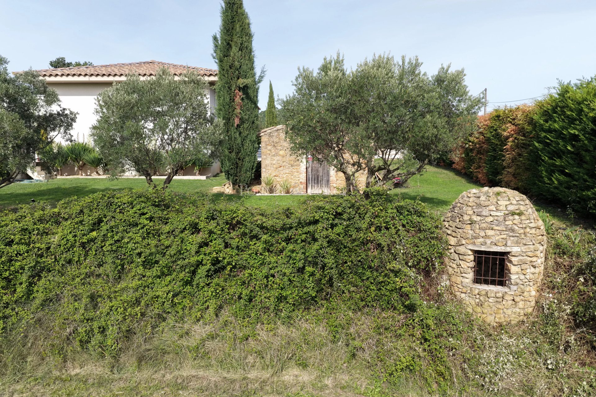 5 Bedroom Villa/Townhouse's Image 3