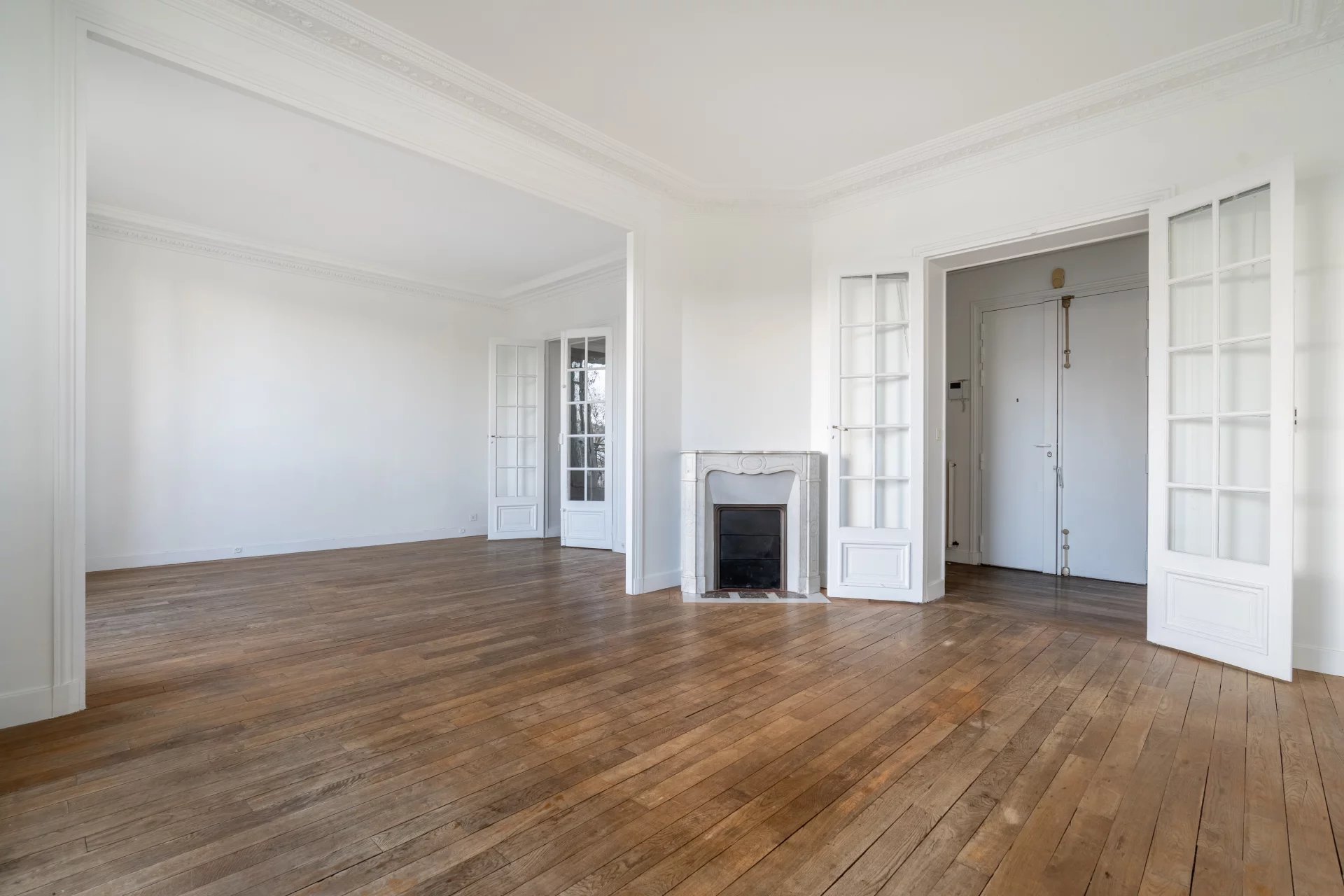 Apartment Paris 75016  -  ref 84092452 (picture 2)