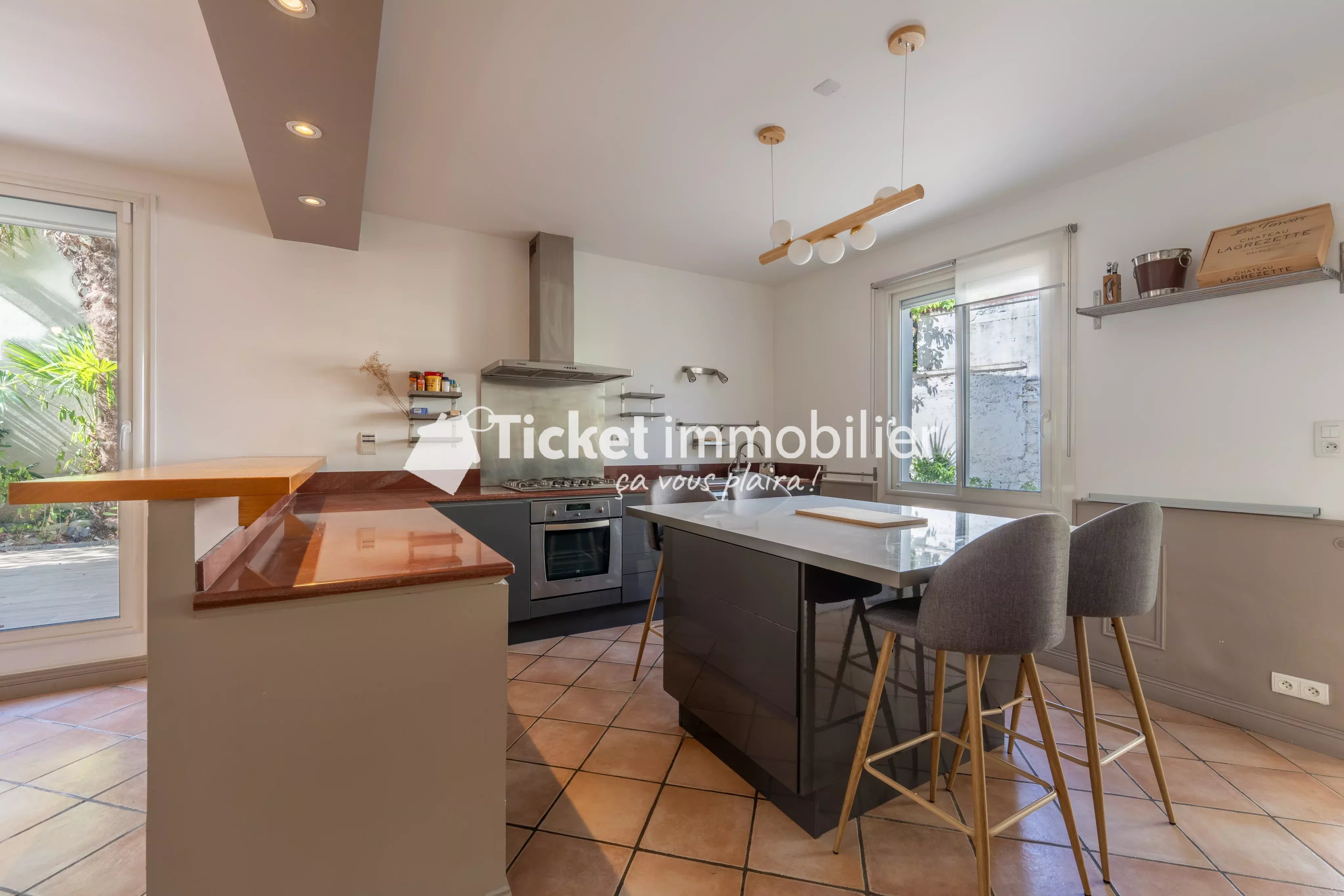 Maison de caractère 175m2 avec garage boxé — photo 6