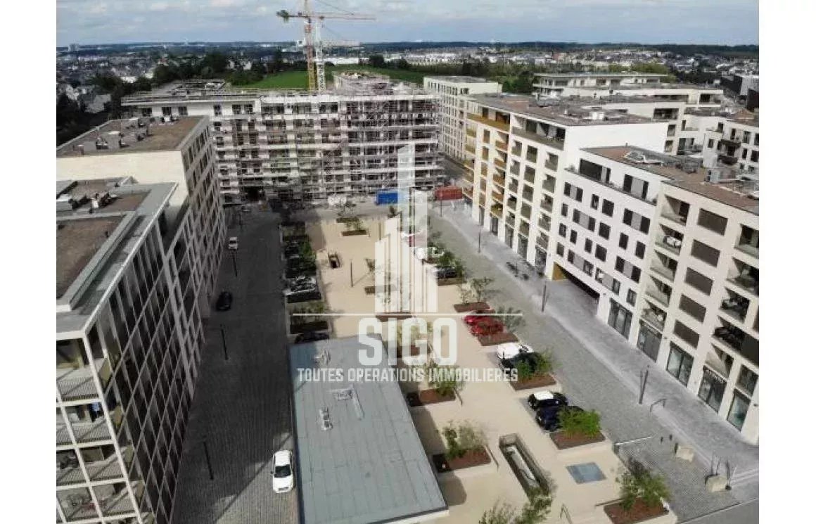 Indoor Parking Space - 180 € - Luxembourg-Cloche d'Or.