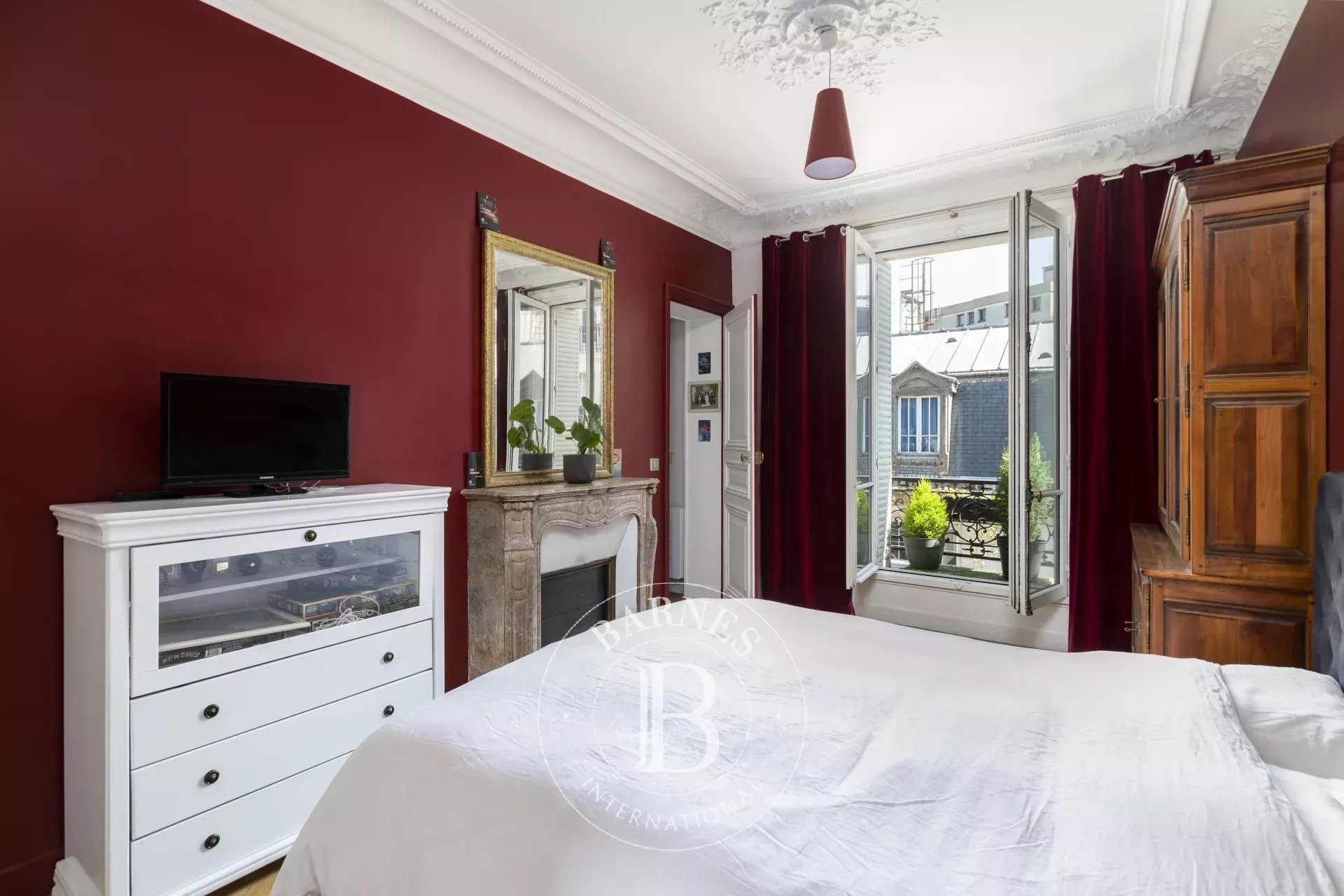 Daire Paris 8ème - picture 8