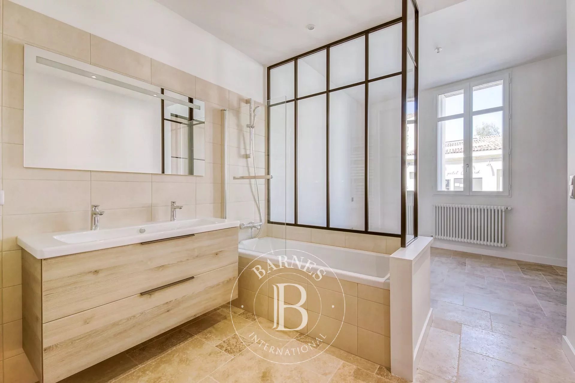 Daire Bordeaux - picture 8