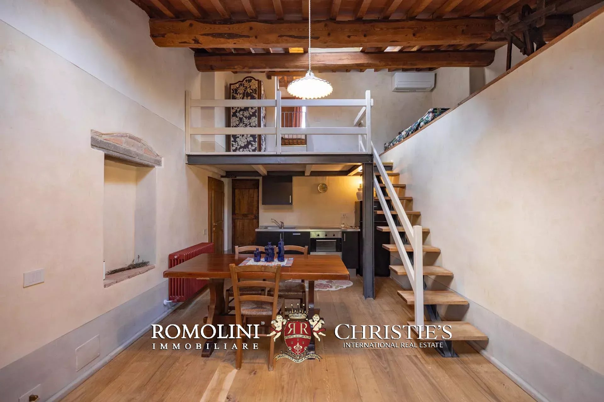 13 Bedroom Villa/Townhouse's Image 54