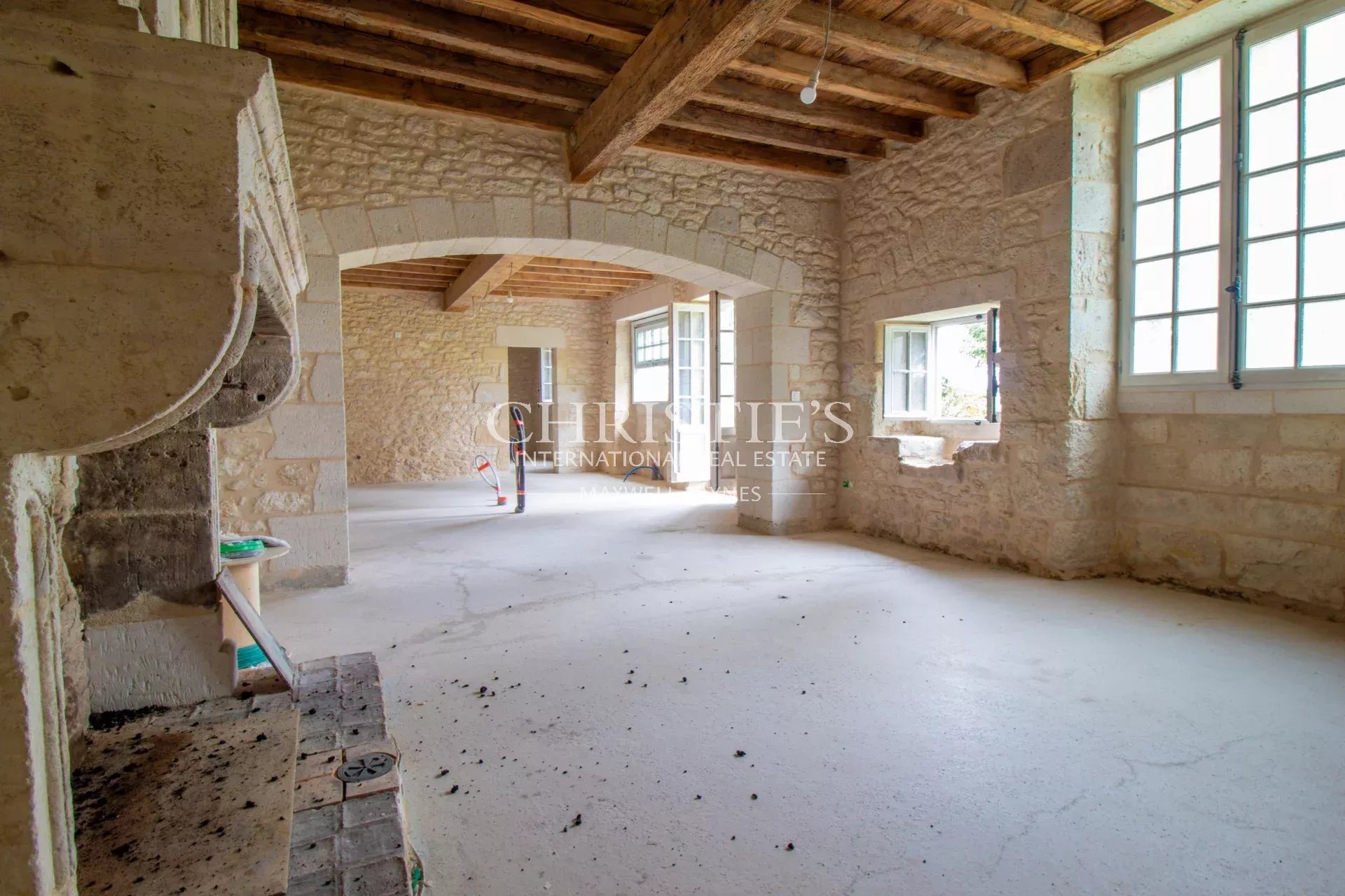 5 Bedroom Villa/Townhouse's Image 9