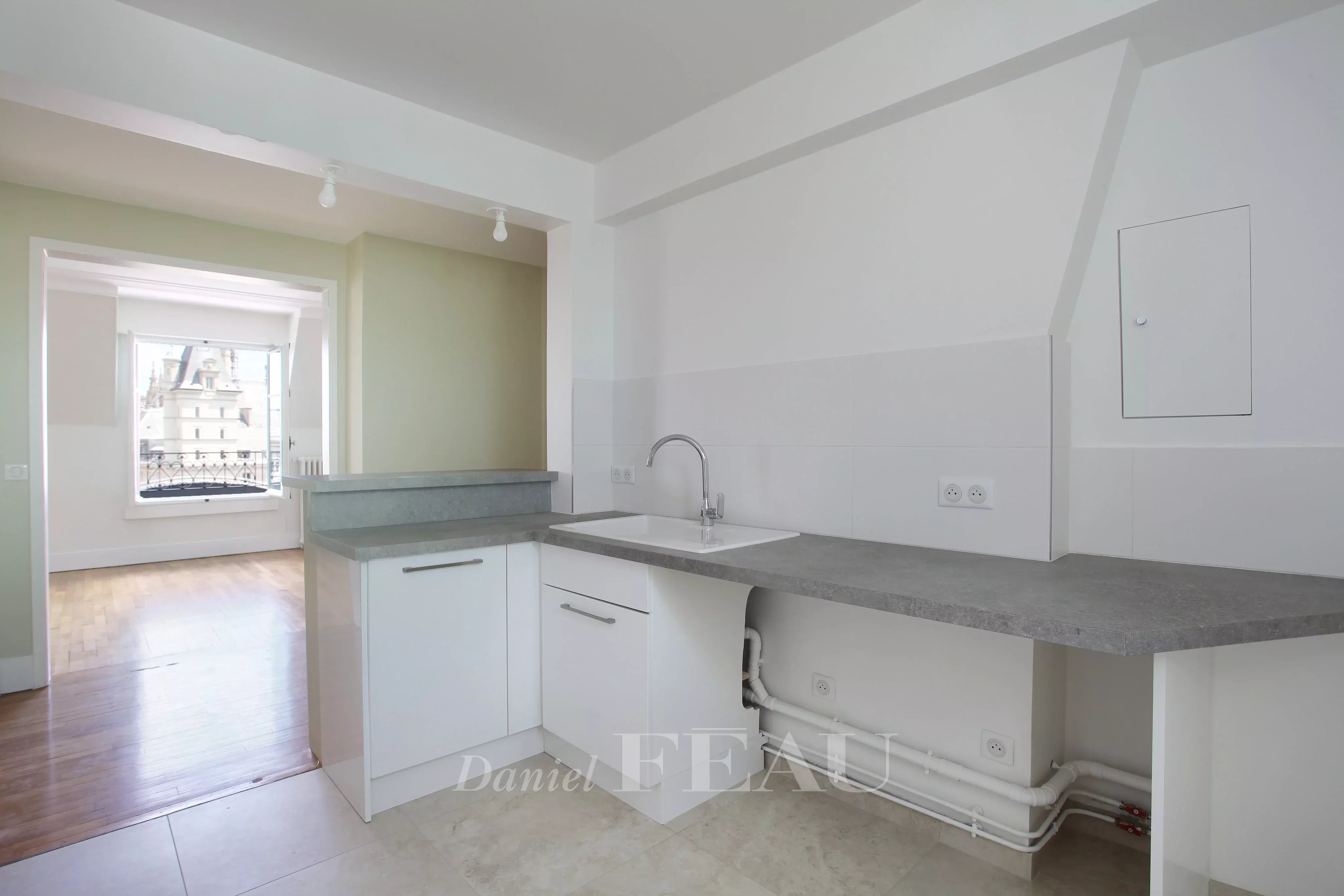 Kitchen Wooden floor Tile