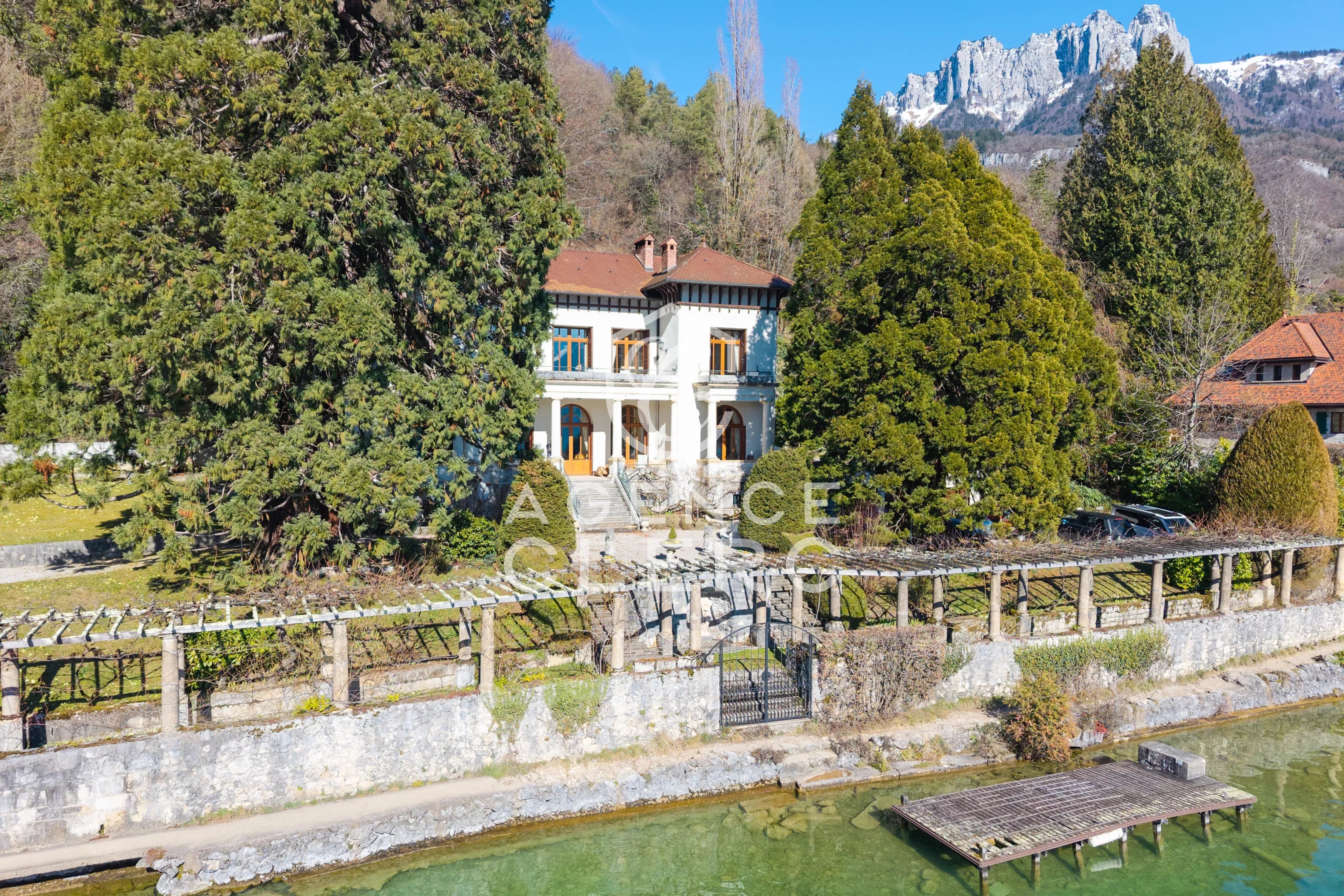 Vente Propriété Talloires-Montmin