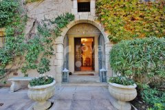 Luxury Family Villa in Châteauneuf-de-Grasse | Provençal Estate — photo 3 of 7