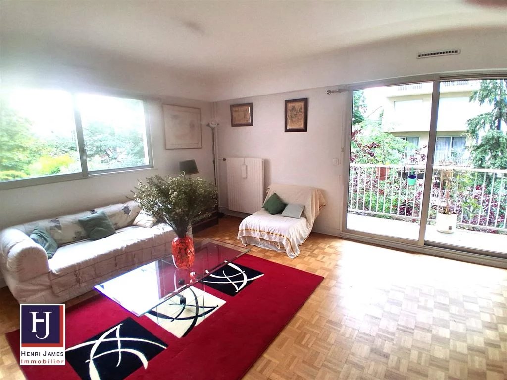 VILLAGE D'AUTEUIL : 82 m² avec BALCON SUR JARDIN