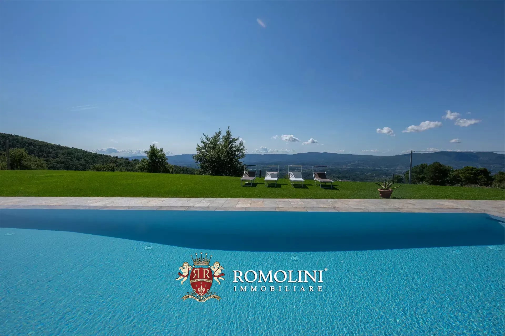 3 Bedroom Villa/Townhouse's Image 14