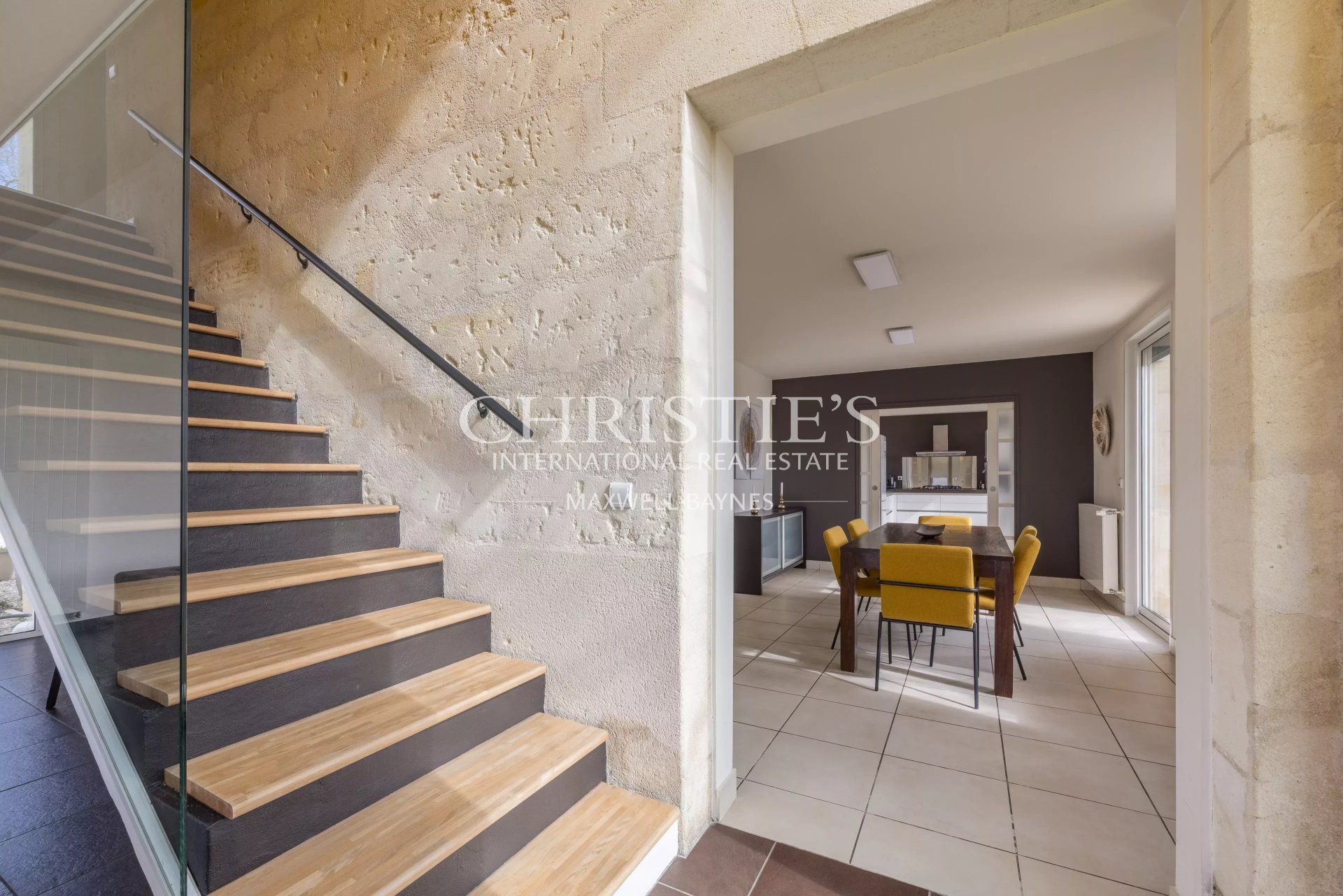 4 Bedroom Villa/Townhouse's Image 6