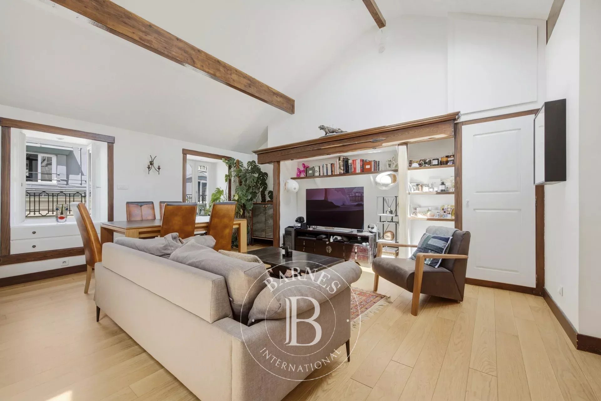 Apartment Paris 75002  -  ref 87097502 (picture 2)