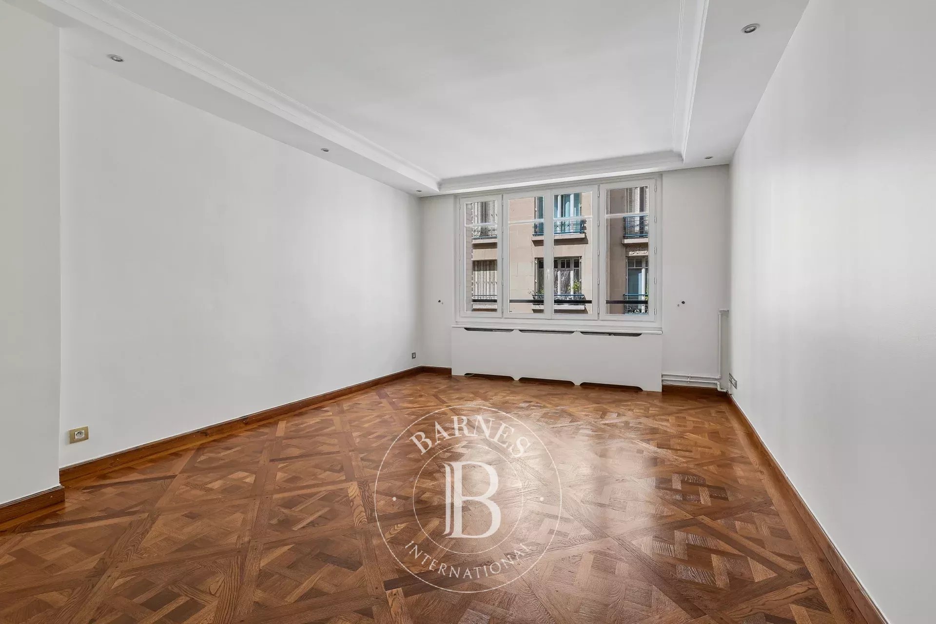 Appartement Paris 75007  -  ref 87155371 (picture 2)