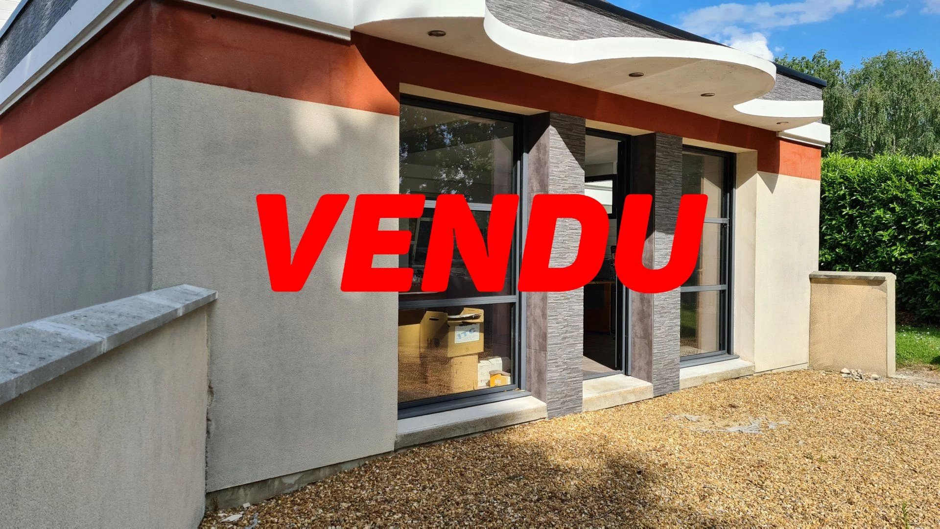 Vente Local Corzé